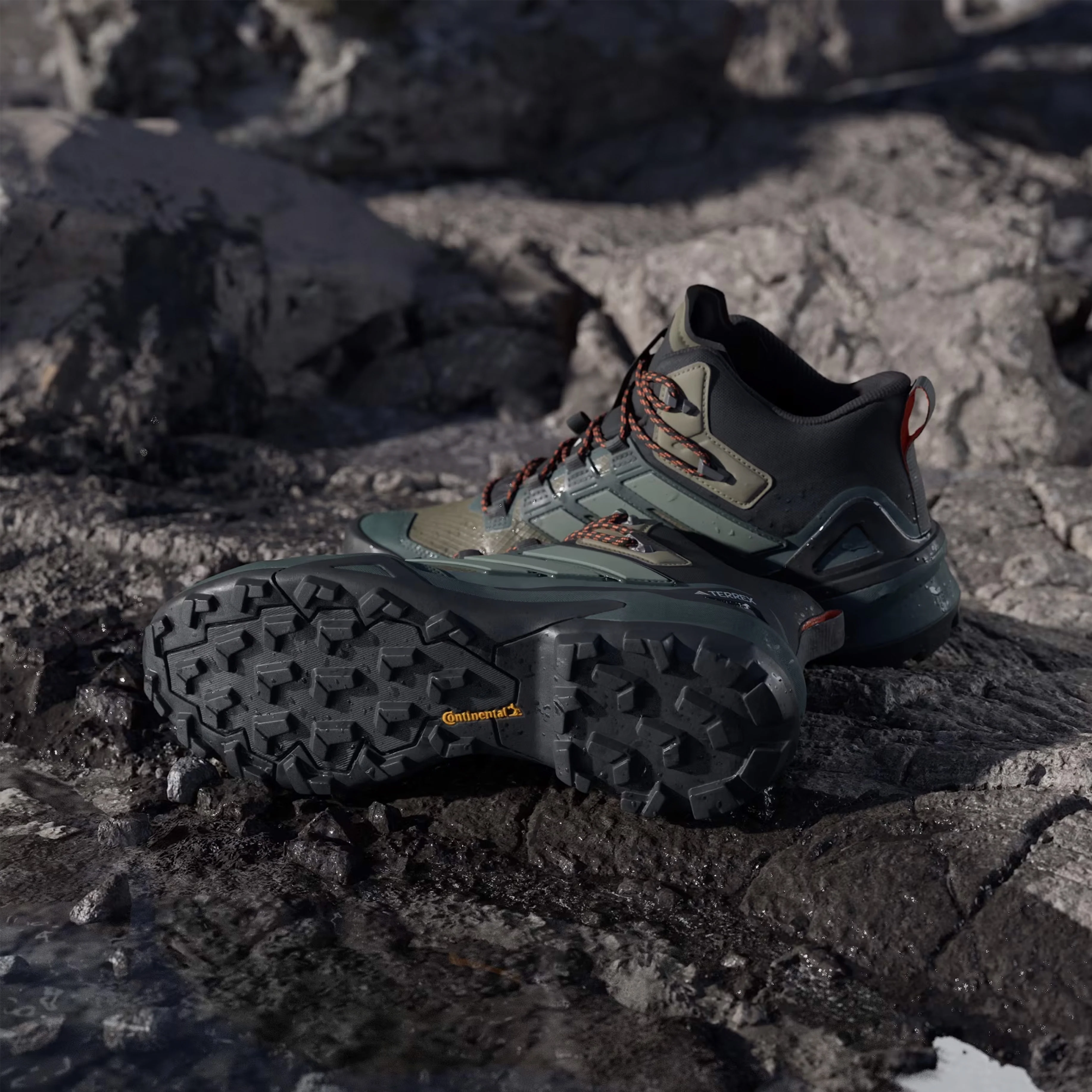 Adidas Terrex Hiking Boots Skychaser Mid Olive Strata / Silver Green / Core Black - Image 4