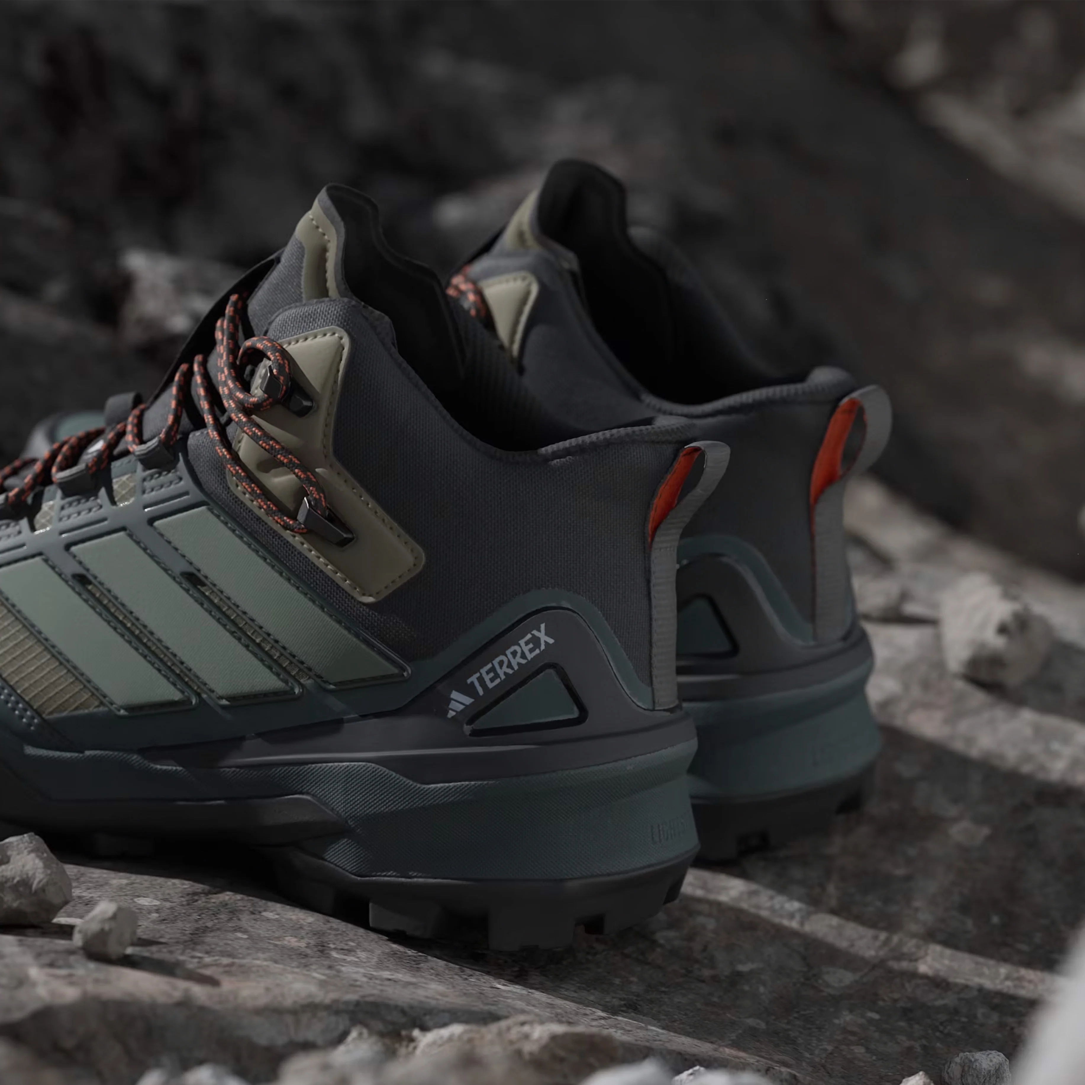 Adidas Terrex Hiking Boots Skychaser Mid Olive Strata / Silver Green / Core Black - Image 5