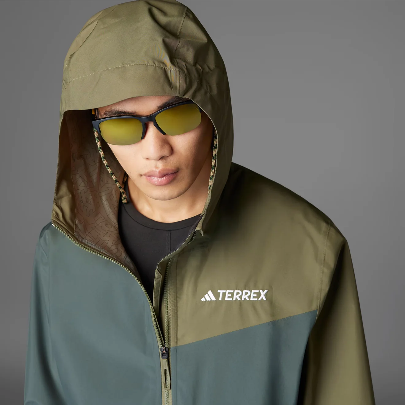 Adidas Terrex Multi 2.5L Rain.Rdy Jacket Legend Ivy / Olive Strata - Image 4