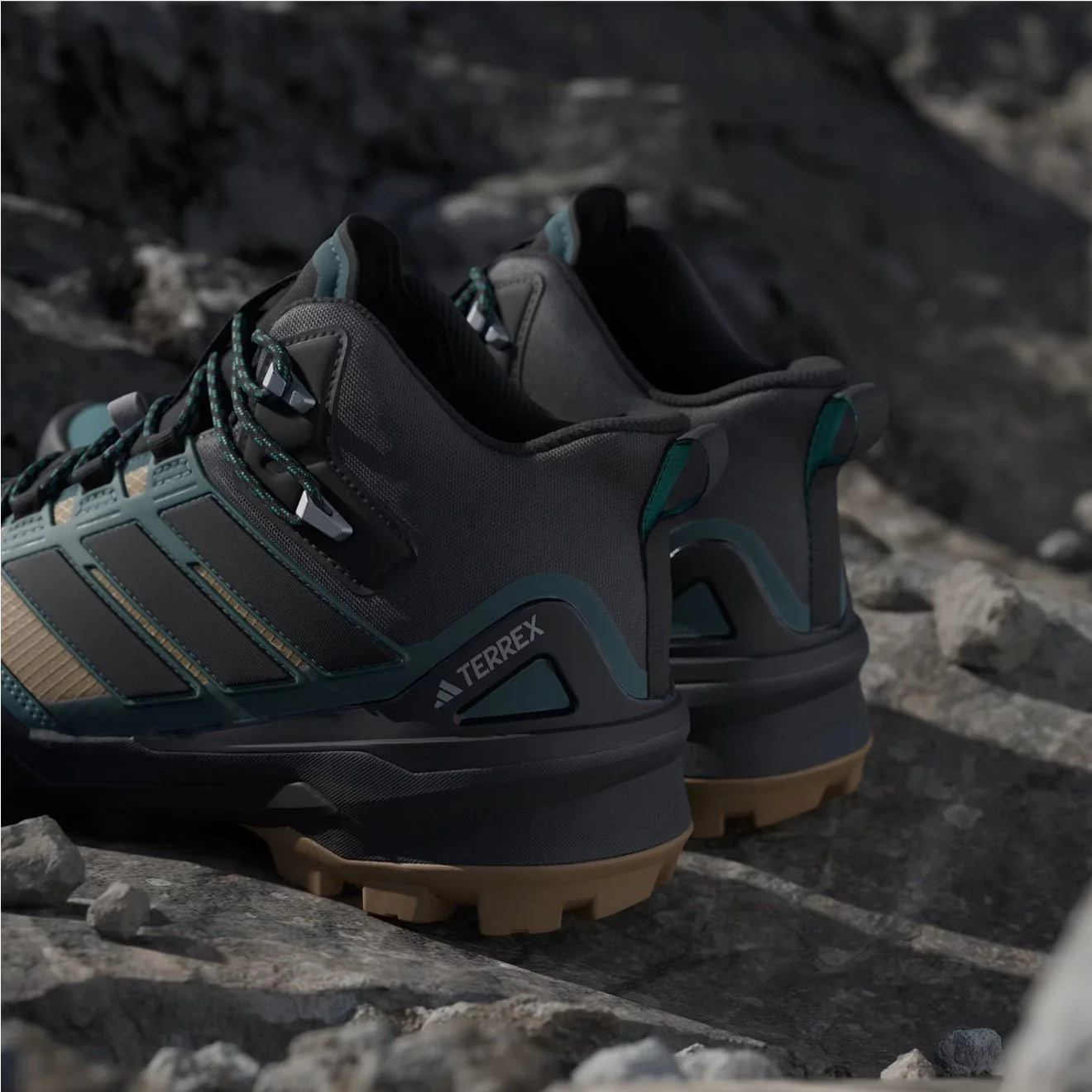 Adidas Terrex Skychaser Mid GORE-TEX Hiking Shoes Cardboard / Core Black / Preloved Teal - Image 5