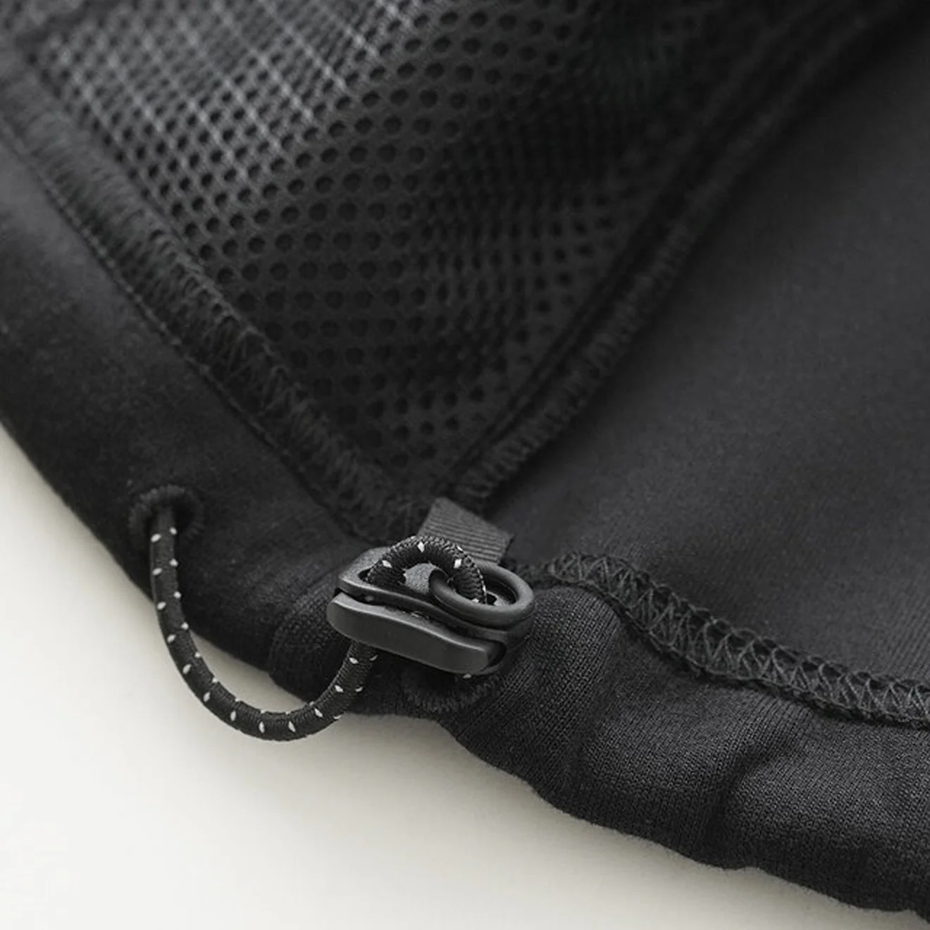 And Wander Airly Warm Full Zip Black - Image 6
