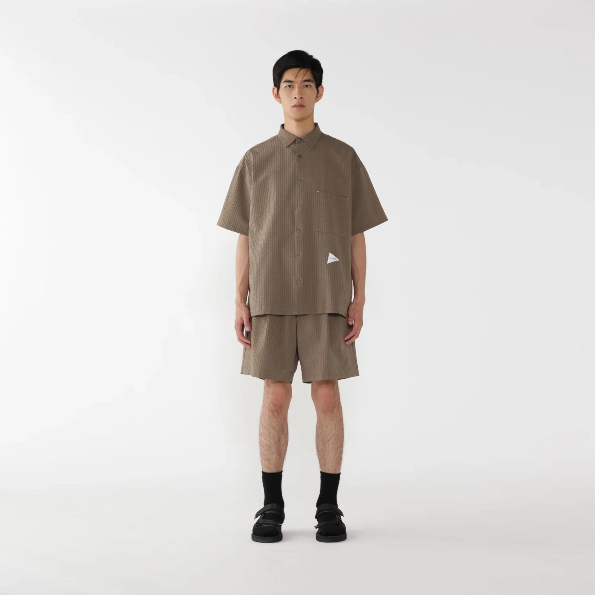 And Wander Dry Soft Seersucker S/S Shirt Navy - Image 4