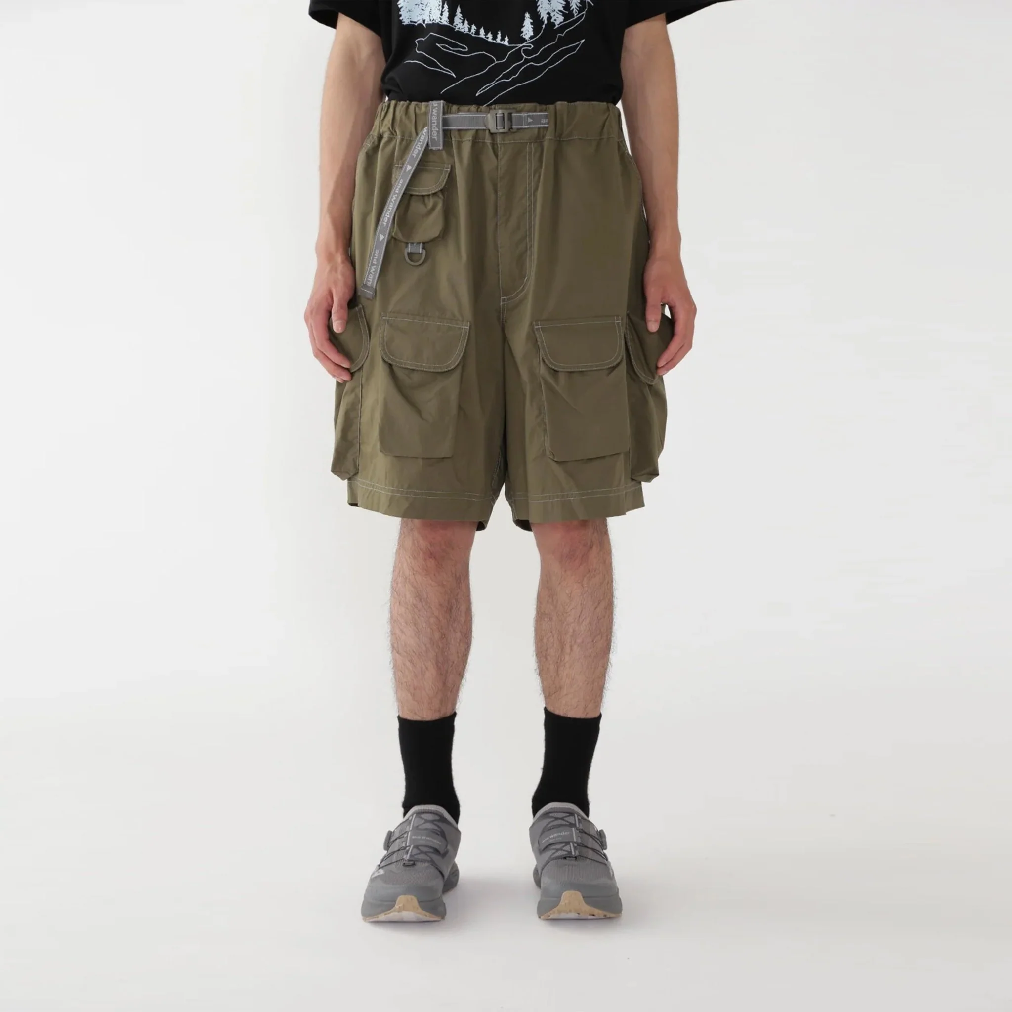 And Wander Multi Pocket Short Pants Khaki - Image 4