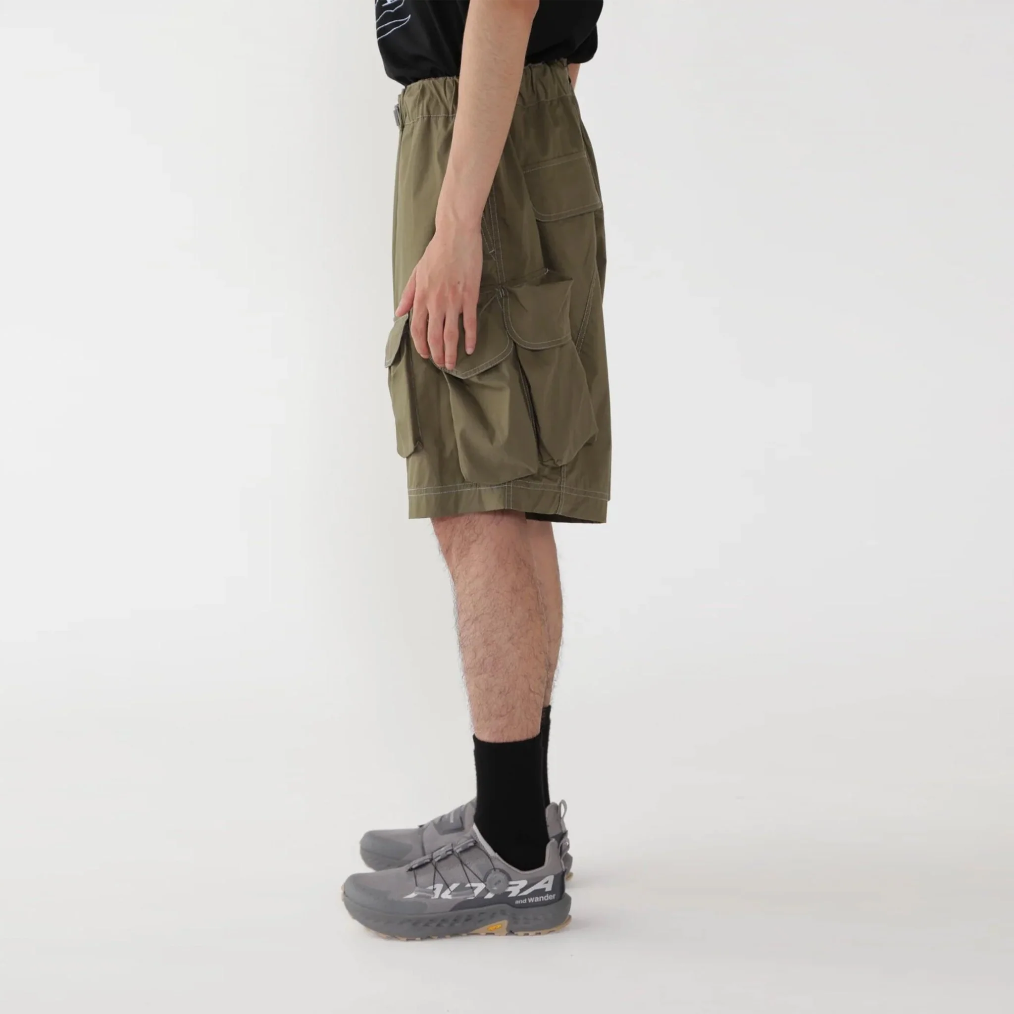 And Wander Multi Pocket Short Pants Khaki - Image 6
