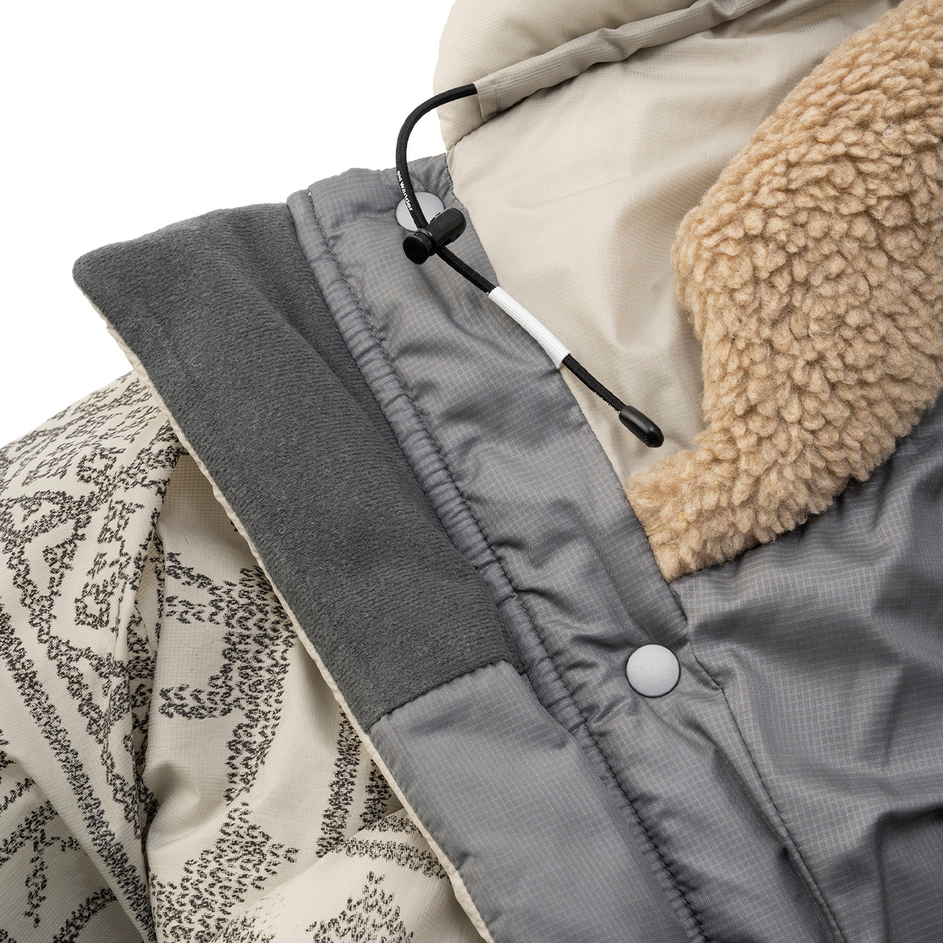 And Wander x Maison Kitsune Nordic Border Insulation Jacket Beige - Image 12