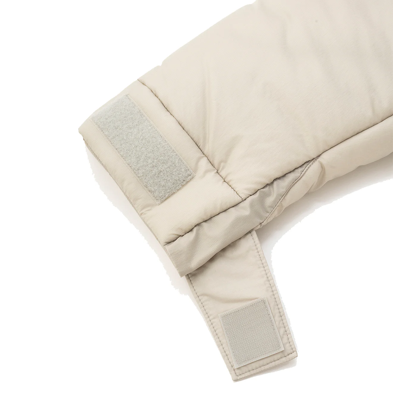 And Wander x Maison Kitsune Nordic Border Insulation Jacket Beige - Image 4