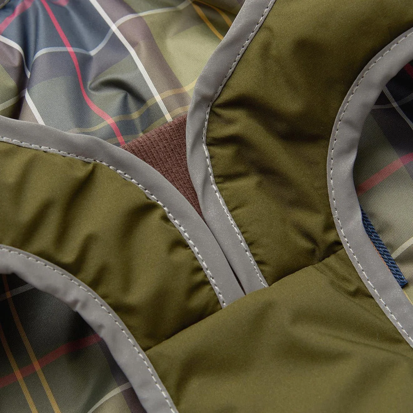 Barbour Monmouth Waterproof Dog Coat Olive - Image 2