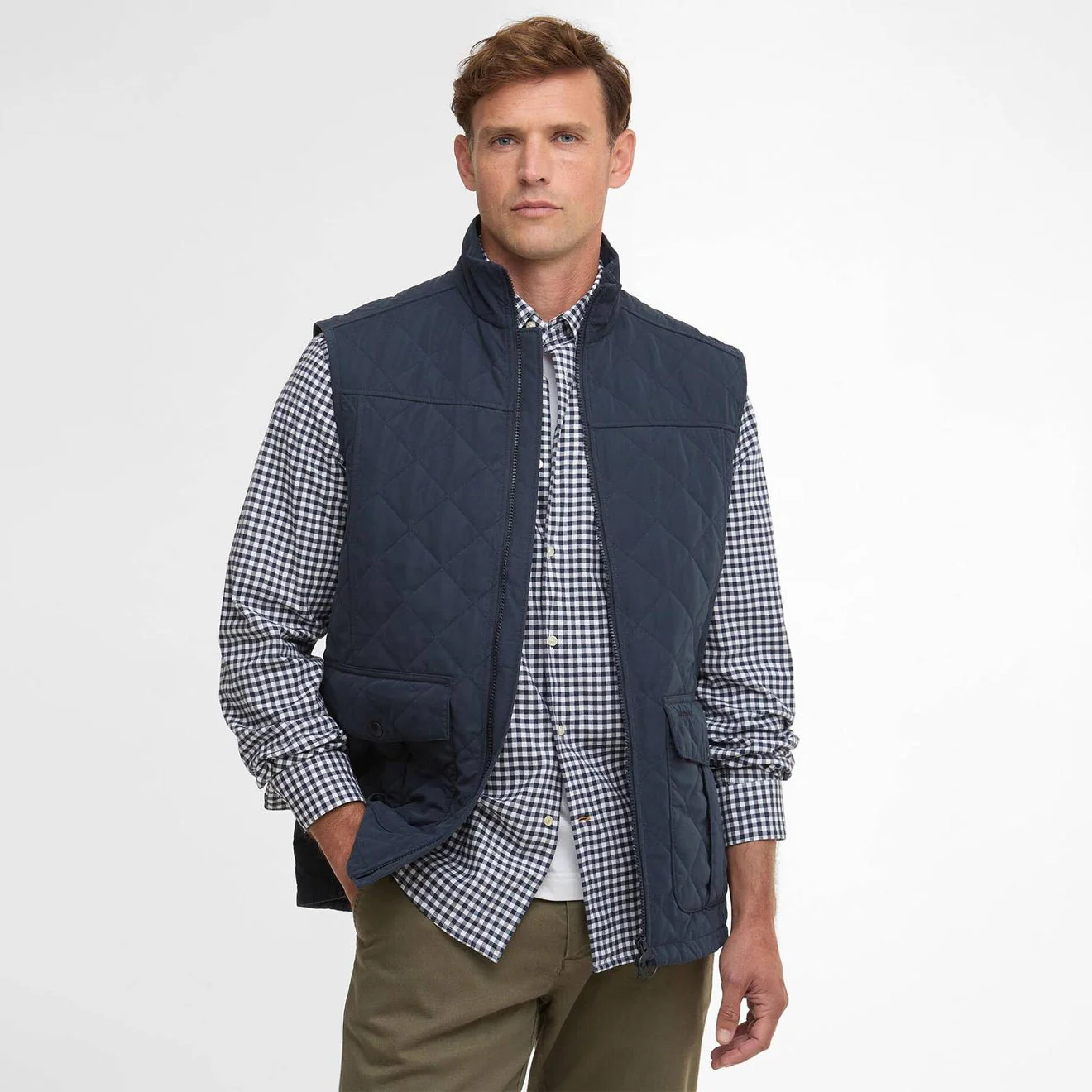 Barbour Sander Quilted Gilet Navy - Image 2