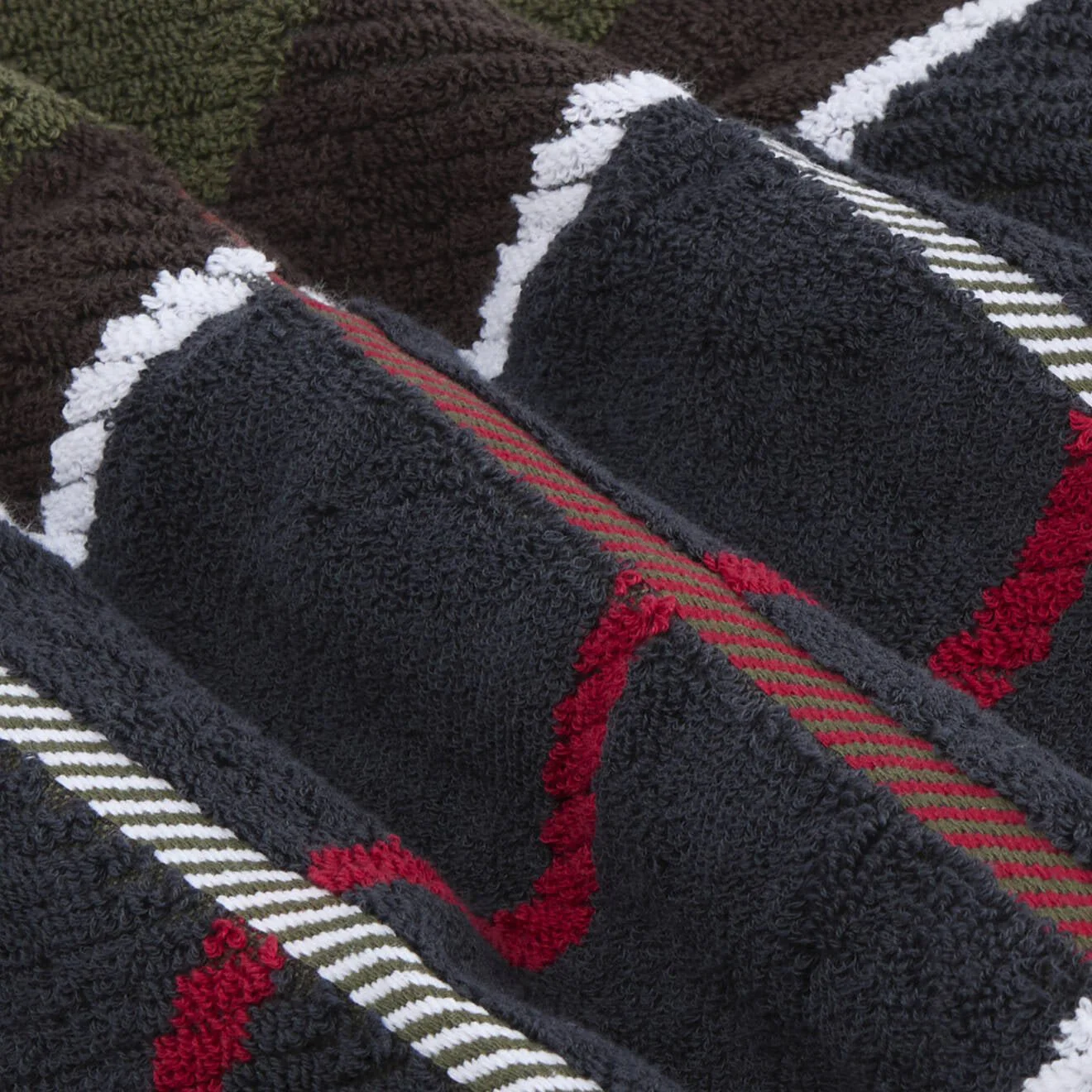 Barbour Tartan Beach Towel Classic Tartan - Image 5