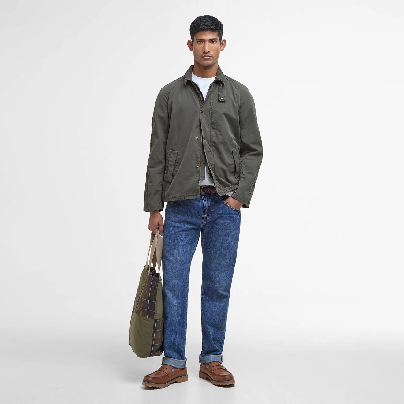 Barbour Tracker Jacket Casual Olive - Image 4
