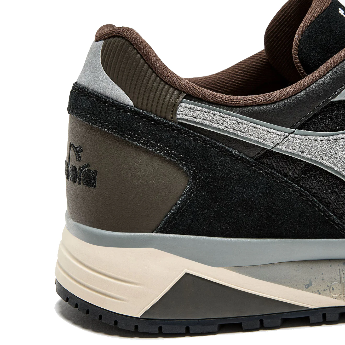 Diadora N9002 Polar Dark Brown Trainer Dark Brown - Image 3