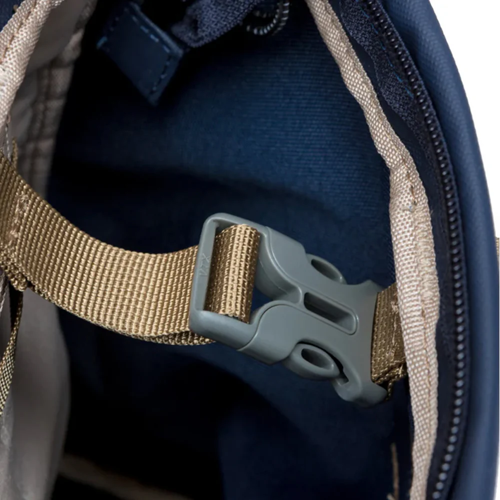 Elliker Penniyn Backpack Tote 20L Navy - Image 5