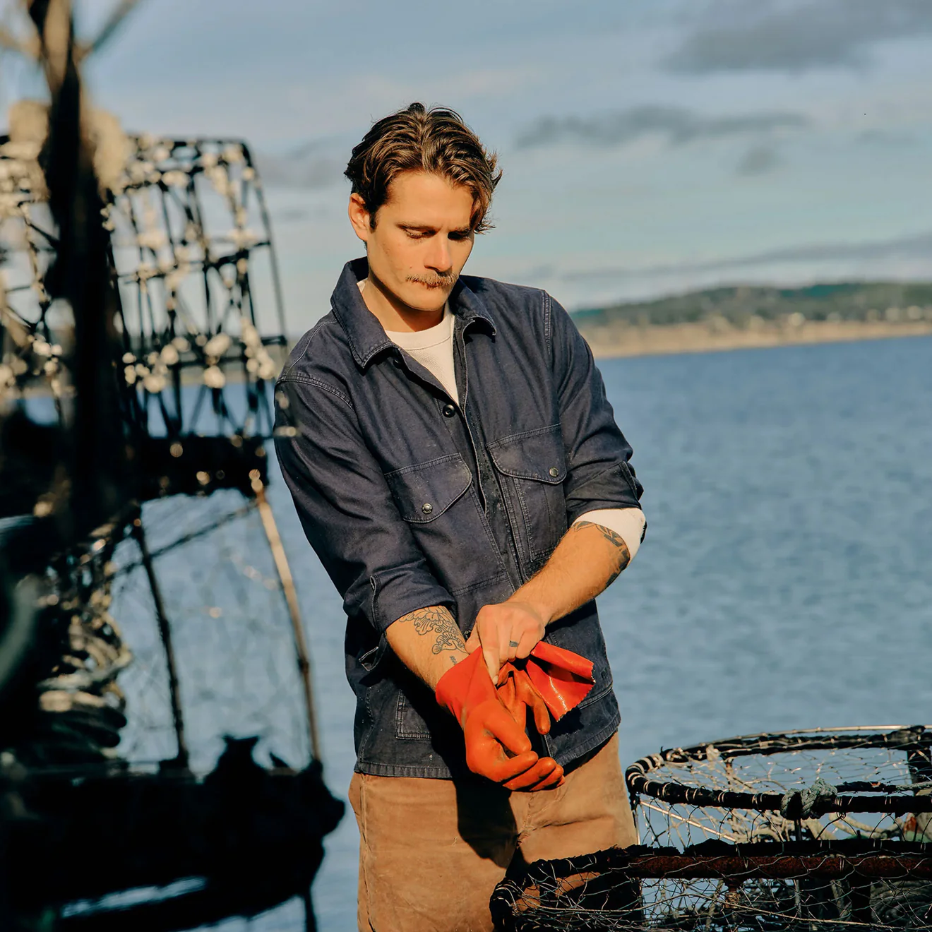 Filson Field Cruiser Reverse Sateen Blue Mussel - Image 6