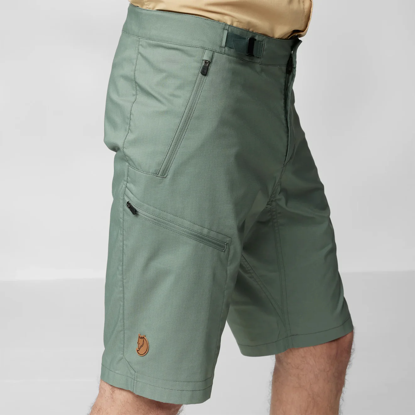 Fjallraven Abisko Hike Shorts Laurel Green - Image 5