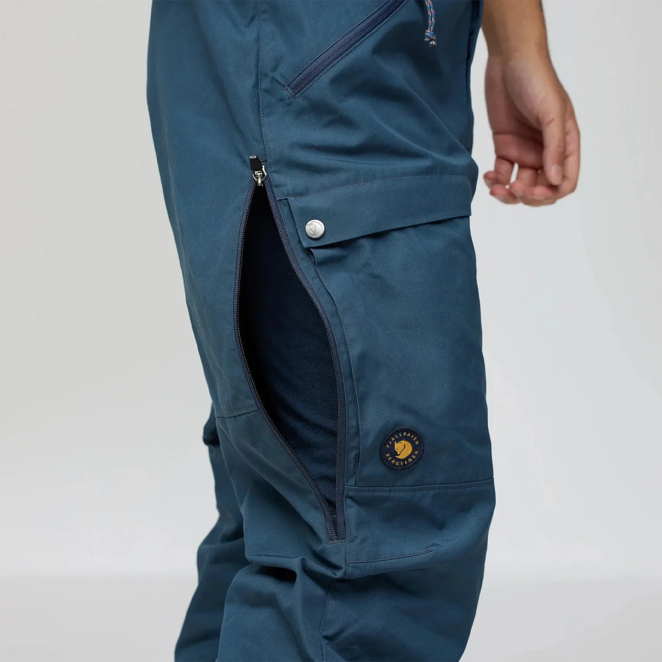 Fjallraven Bergtagen G-1000 Trousers Laurel Green - Image 8