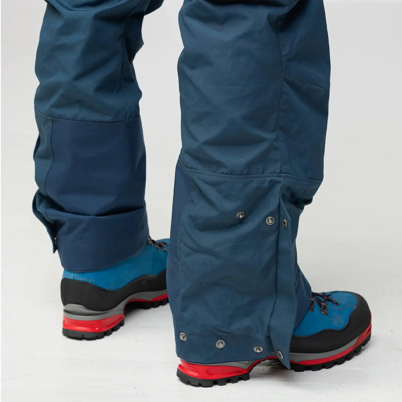 Fjallraven Bergtagen G-1000 Trousers Laurel Green - Image 9
