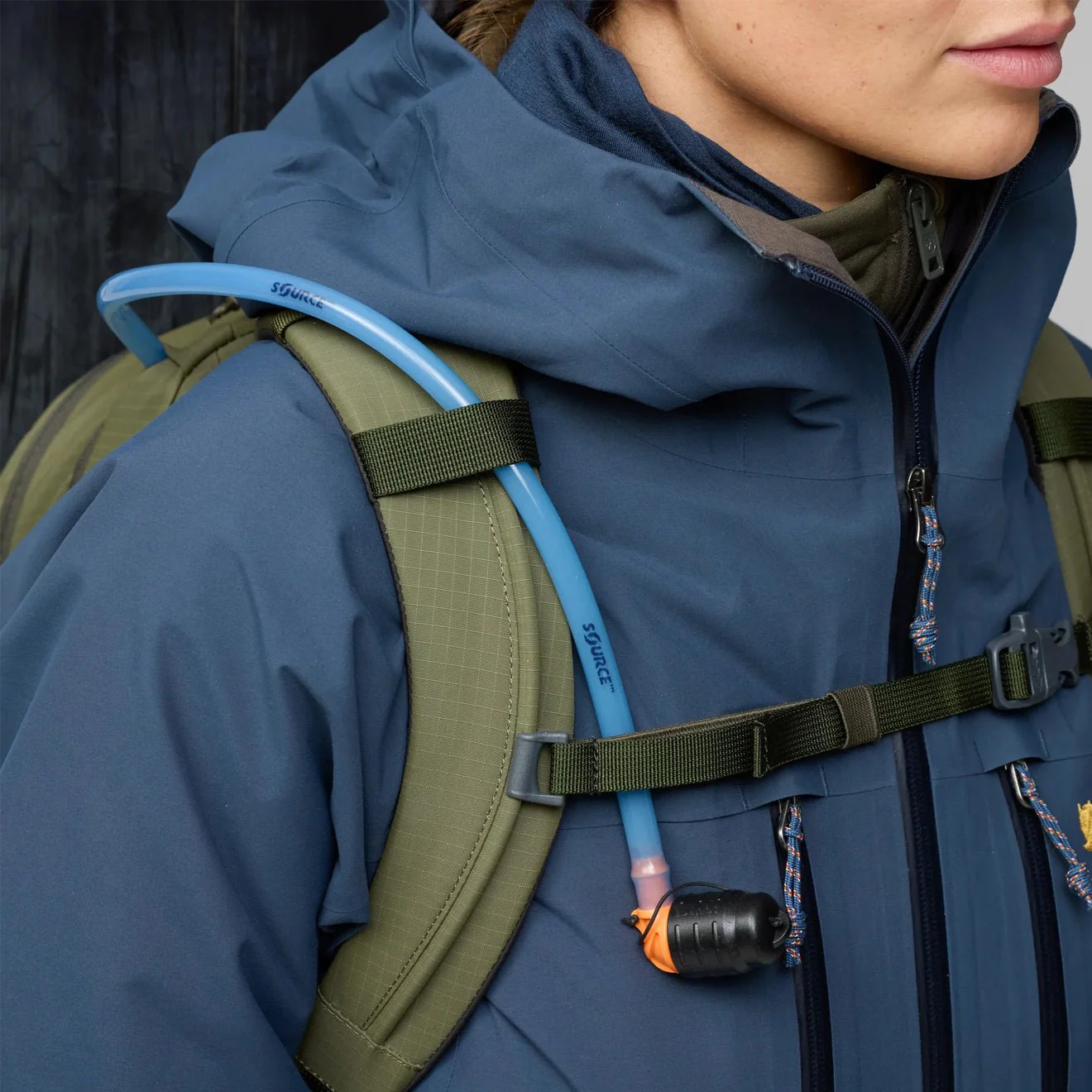 Fjallraven Bergtagen Touring 22 Flame Orange / Mountain Blue - Image 9