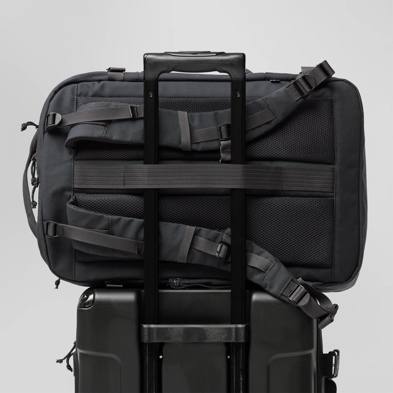 Fjallraven Farden Carry-On Pack Navy - Image 9