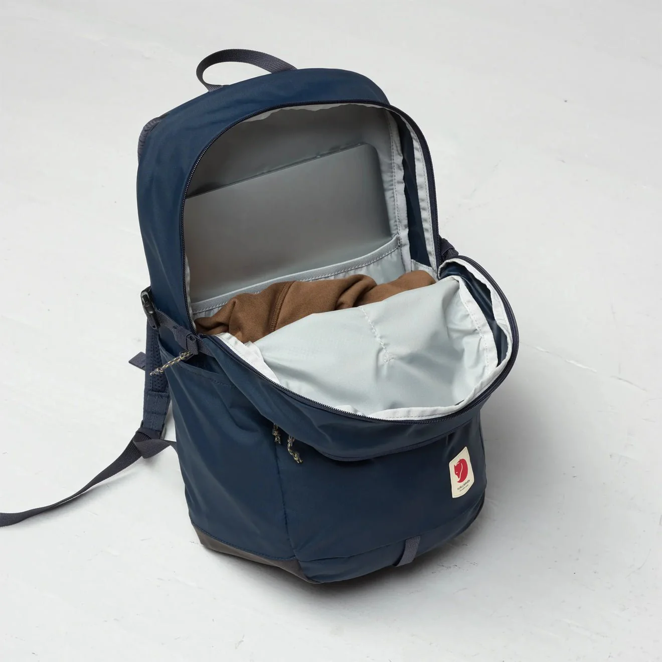 Fjallraven High Coast Backpack 24 Navy - Image 4