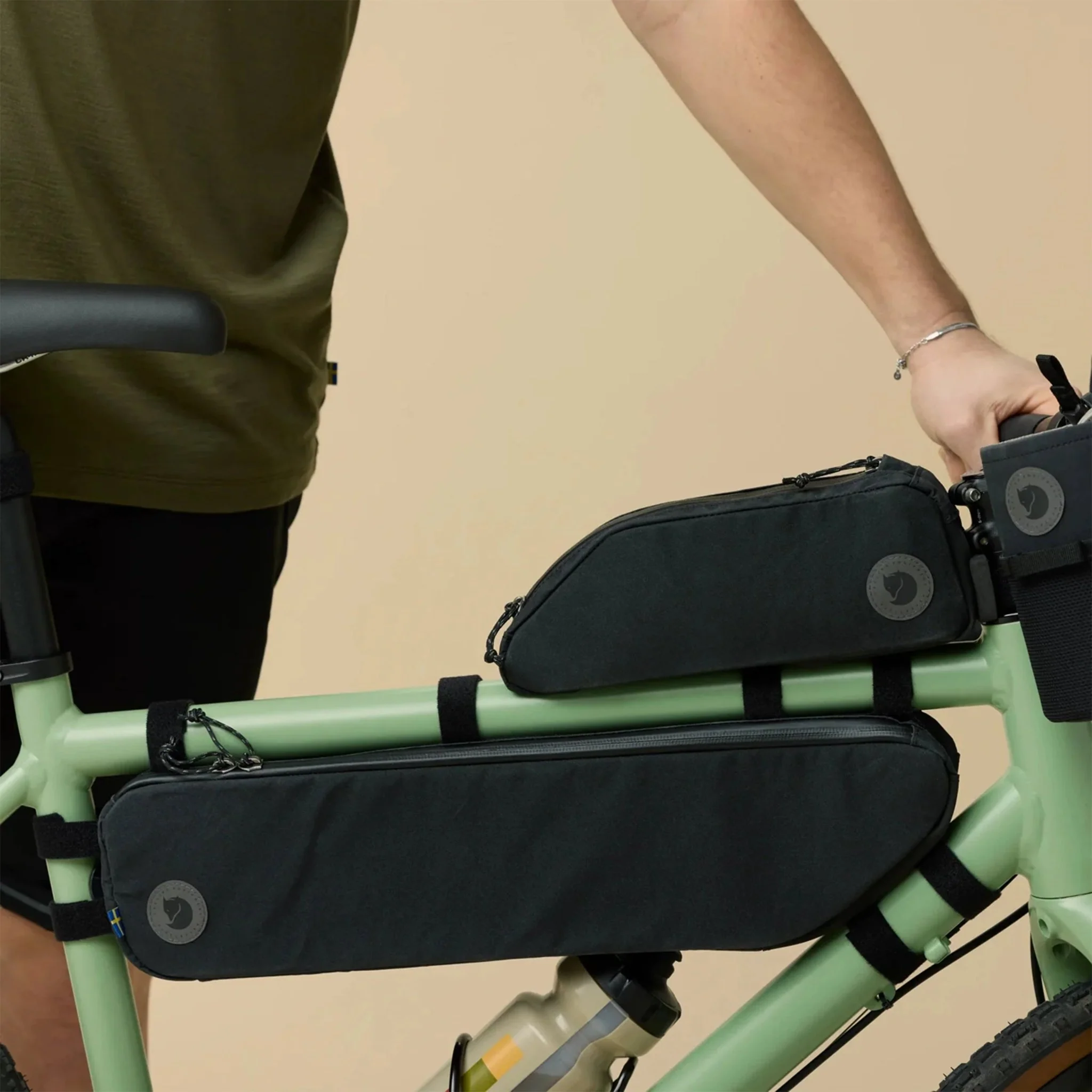 Fjallraven Hoja Frame Bag Black - Image 6