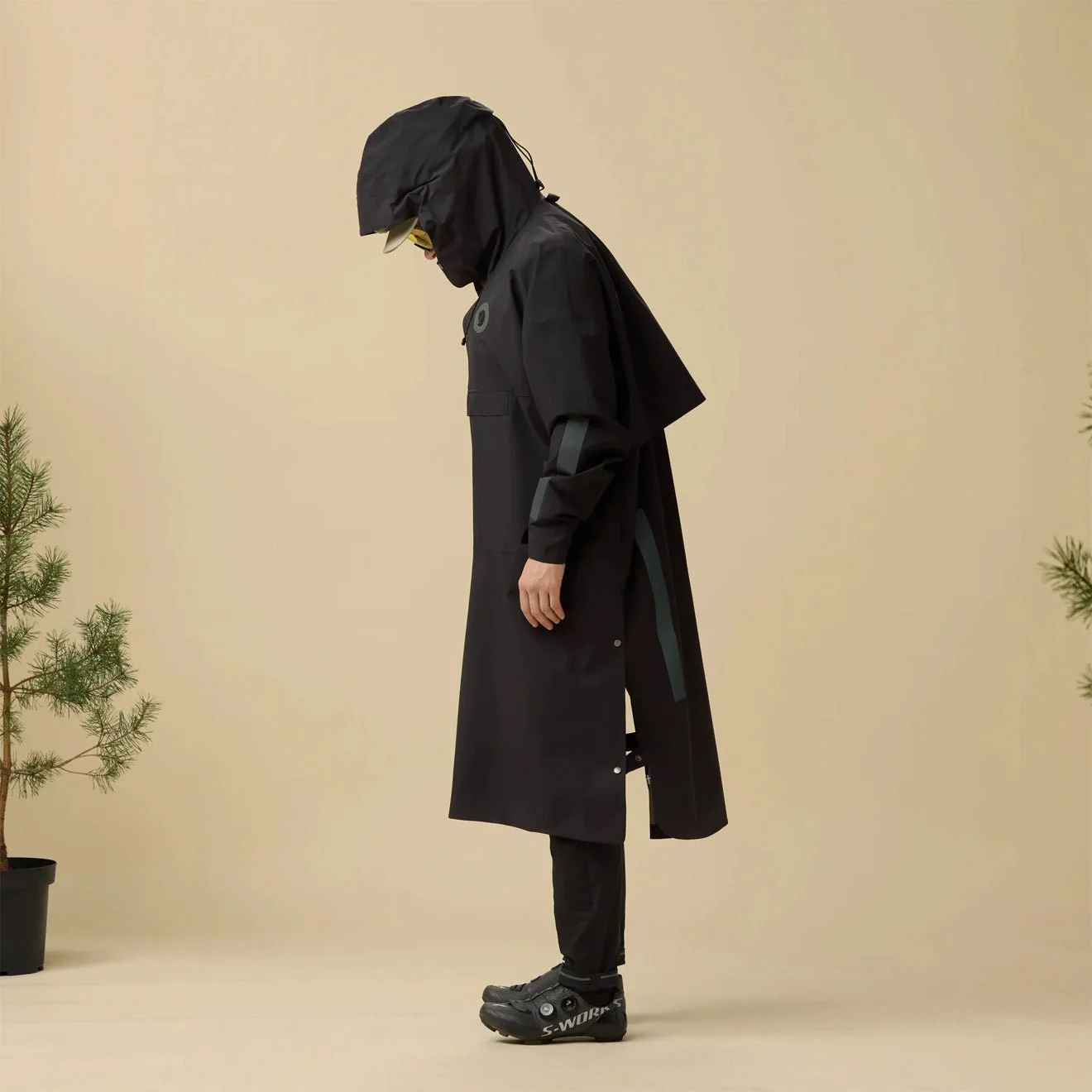 Fjallraven Hoja Rain Poncho Black - Image 3