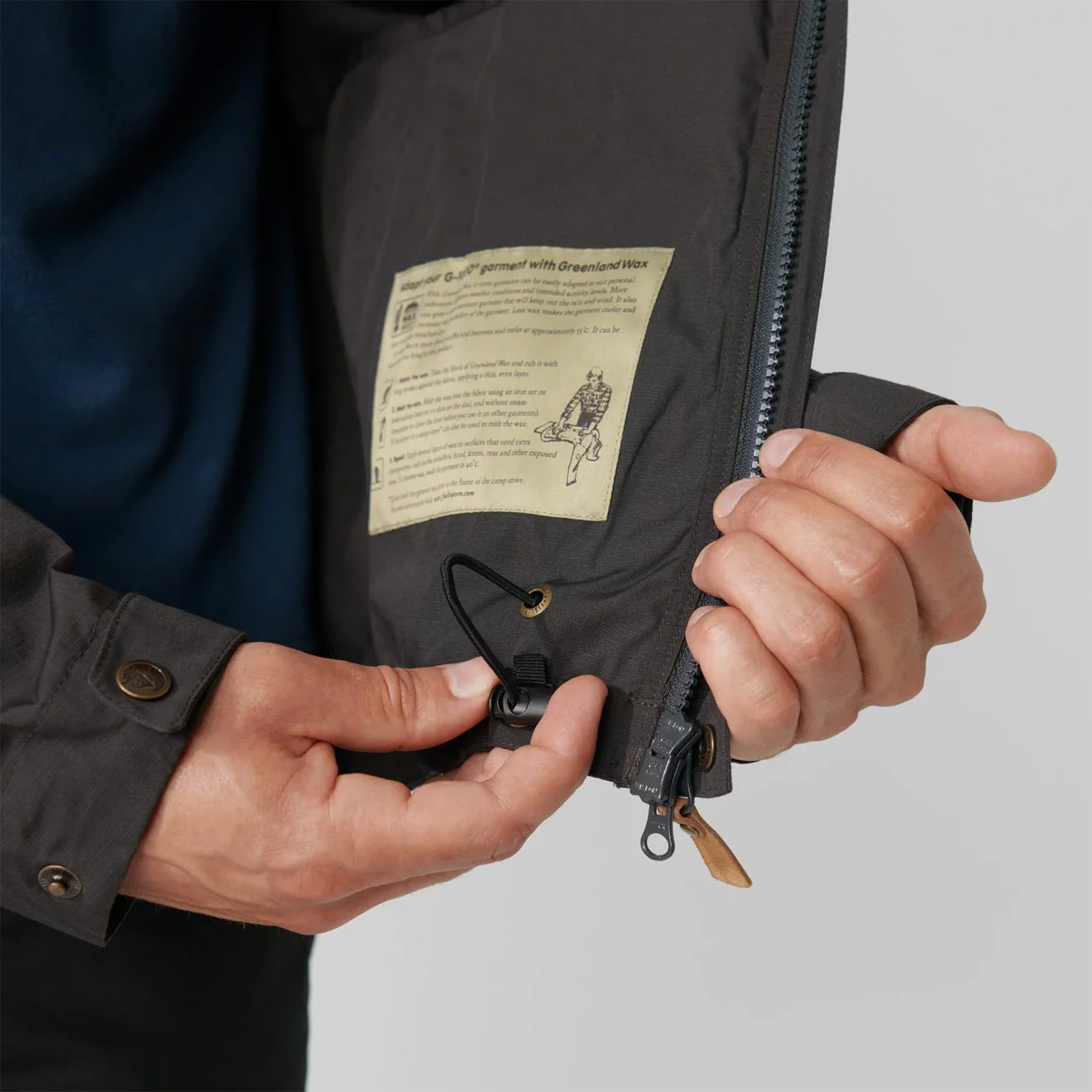 Fjallraven Skogso Jacket Dark Grey - Image 9