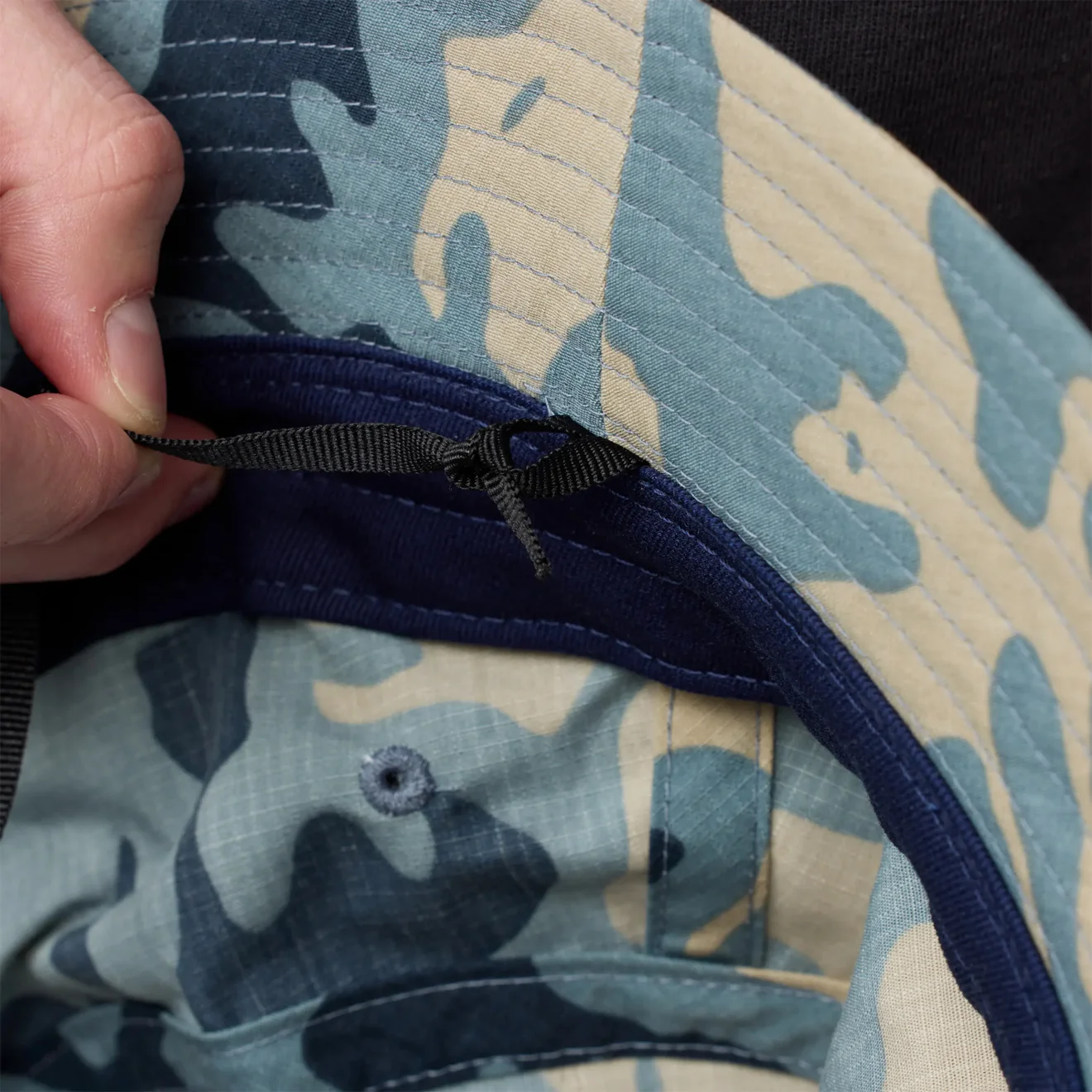 Fjallraven Vardag Bucket Hat Black - Image 5