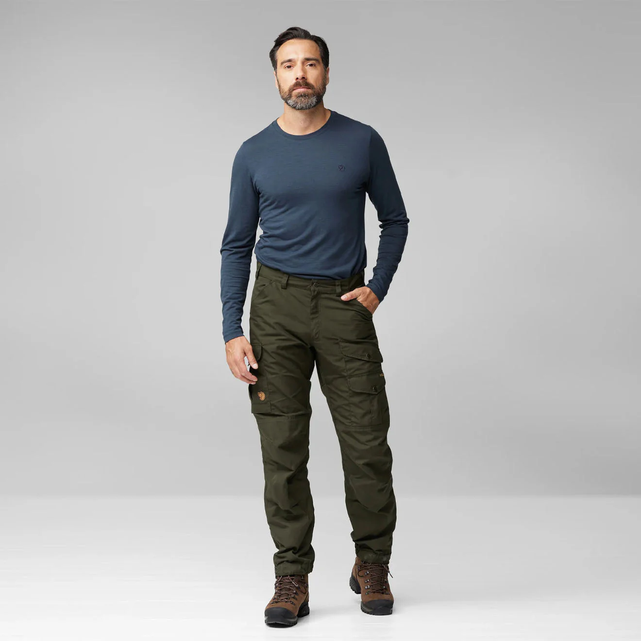Fjallraven Vidda Pro Trousers Regular Dark Olive-Black - Image 4