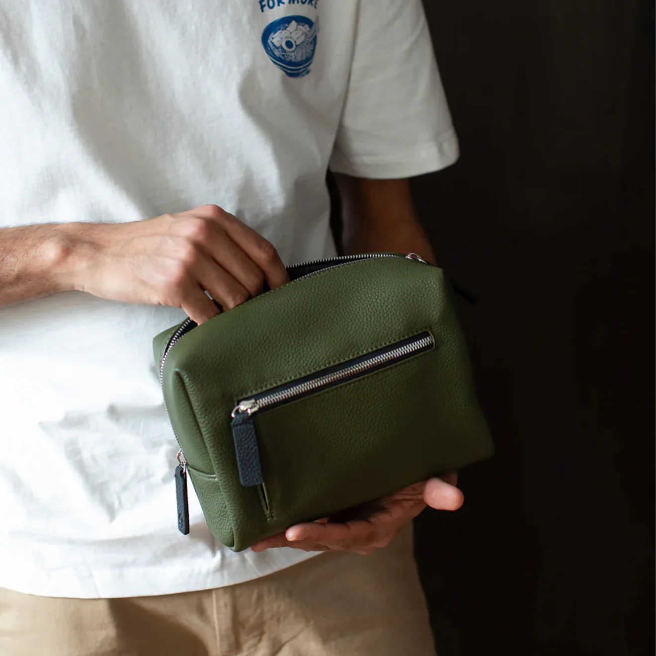 Caroline Gardner Khaki Wash Bag - Image 5