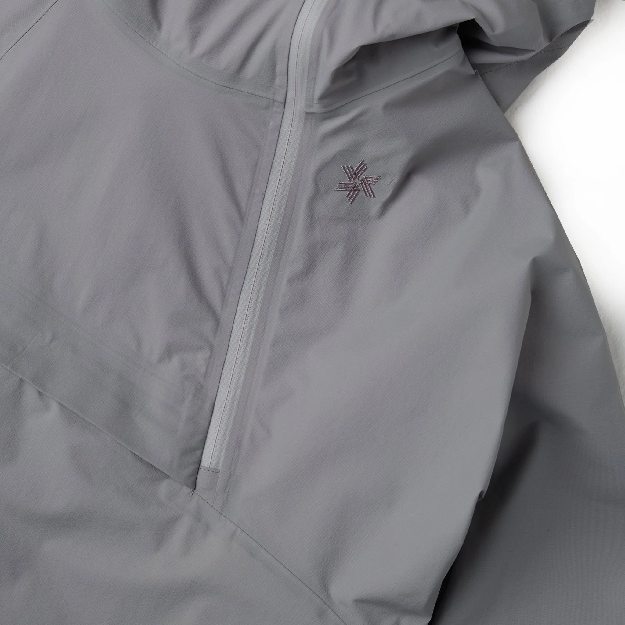 Goldwin PERTEX SHIELD AIR Mountaineering Pullover Snow Gray - Image 4