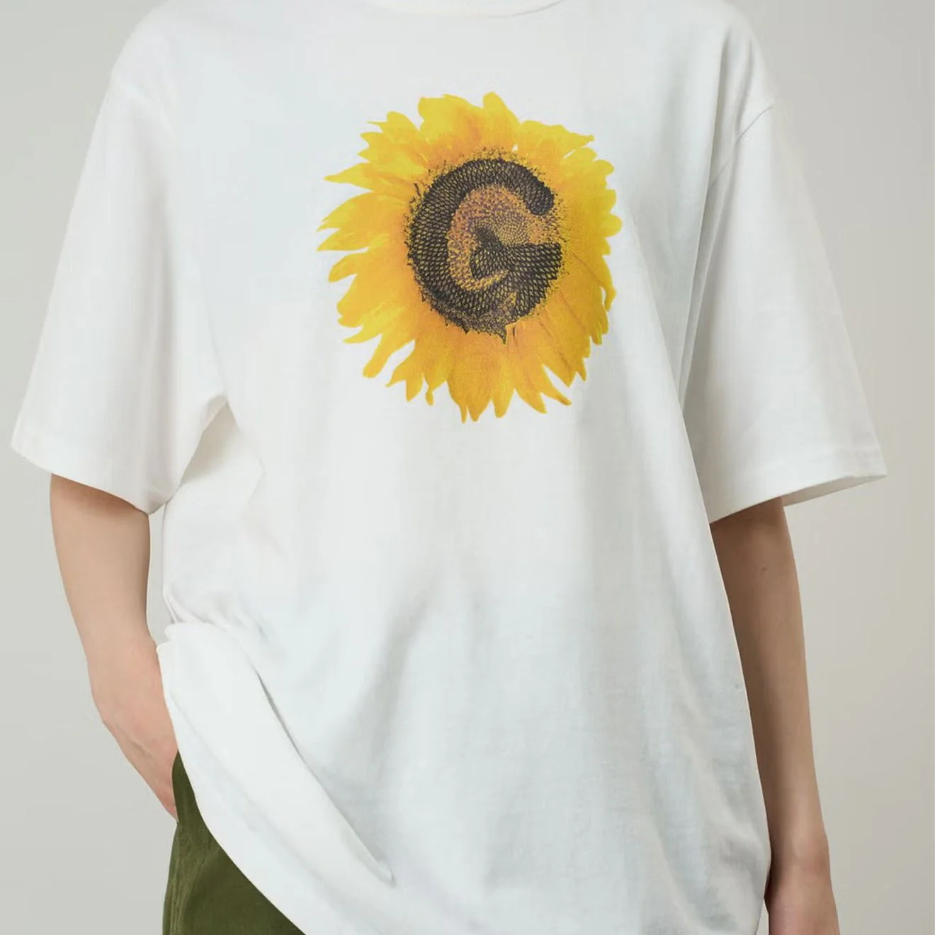 Gramicci G-Flower Tee White - Image 2