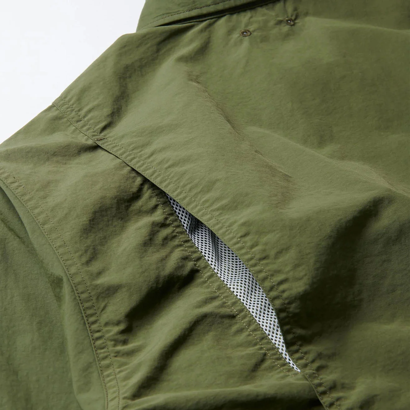Gramicci Nylon Brentwood Shirt Olive - Image 4
