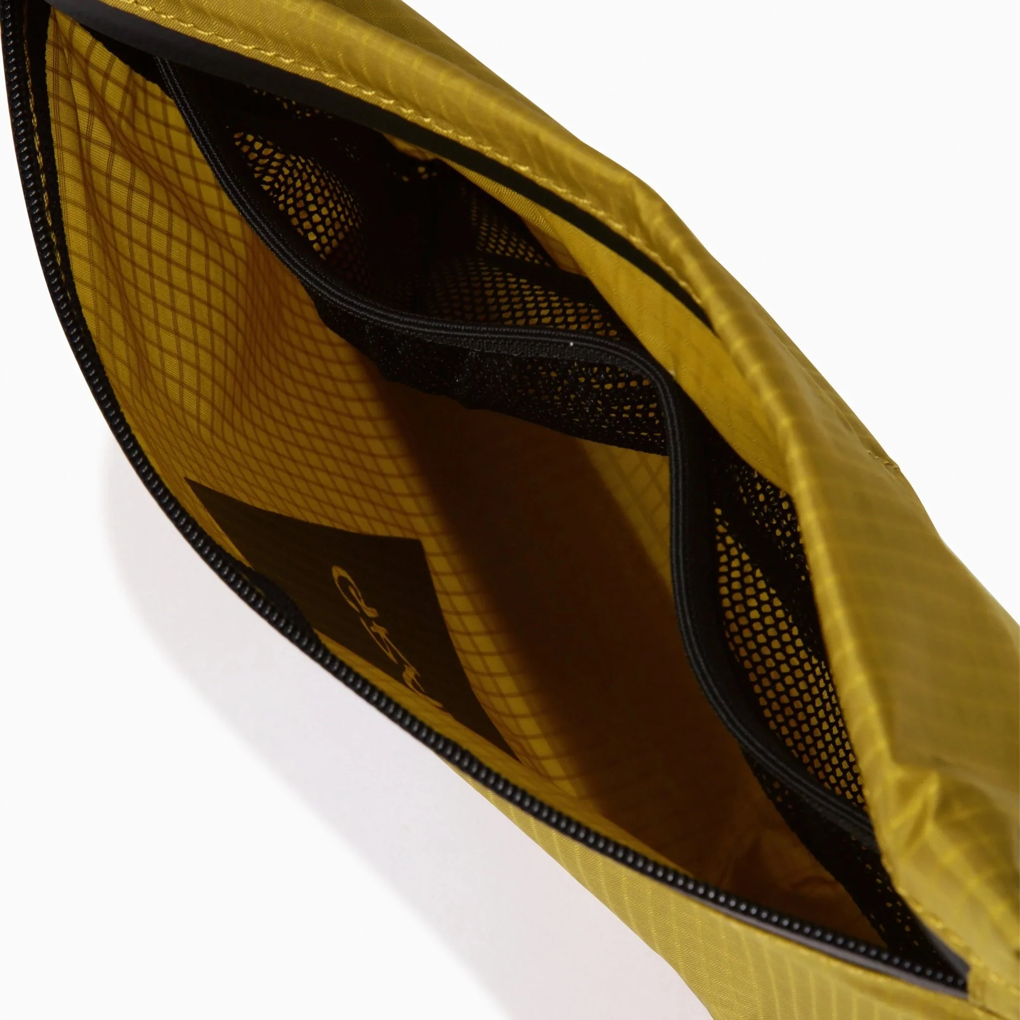Gramicci x And Wander Nylon Sacoche Black - Image 3