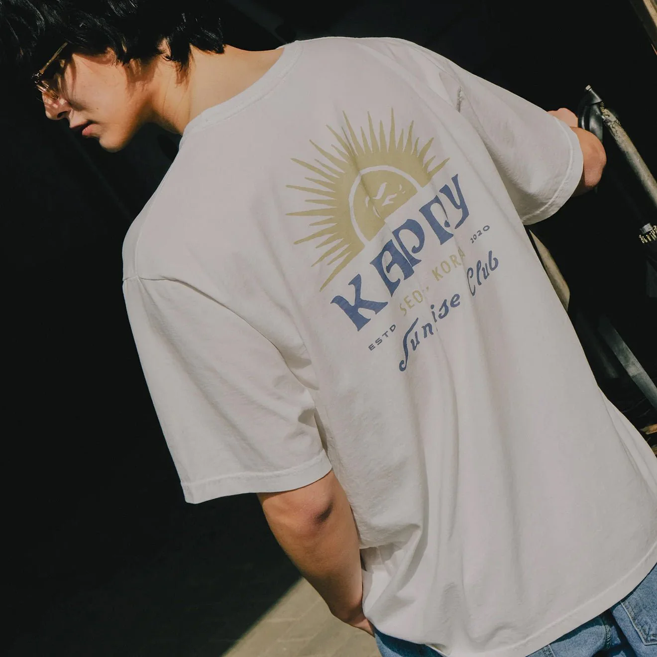 Kappy Sunny Wink Half T-Shirt
White - Image 3