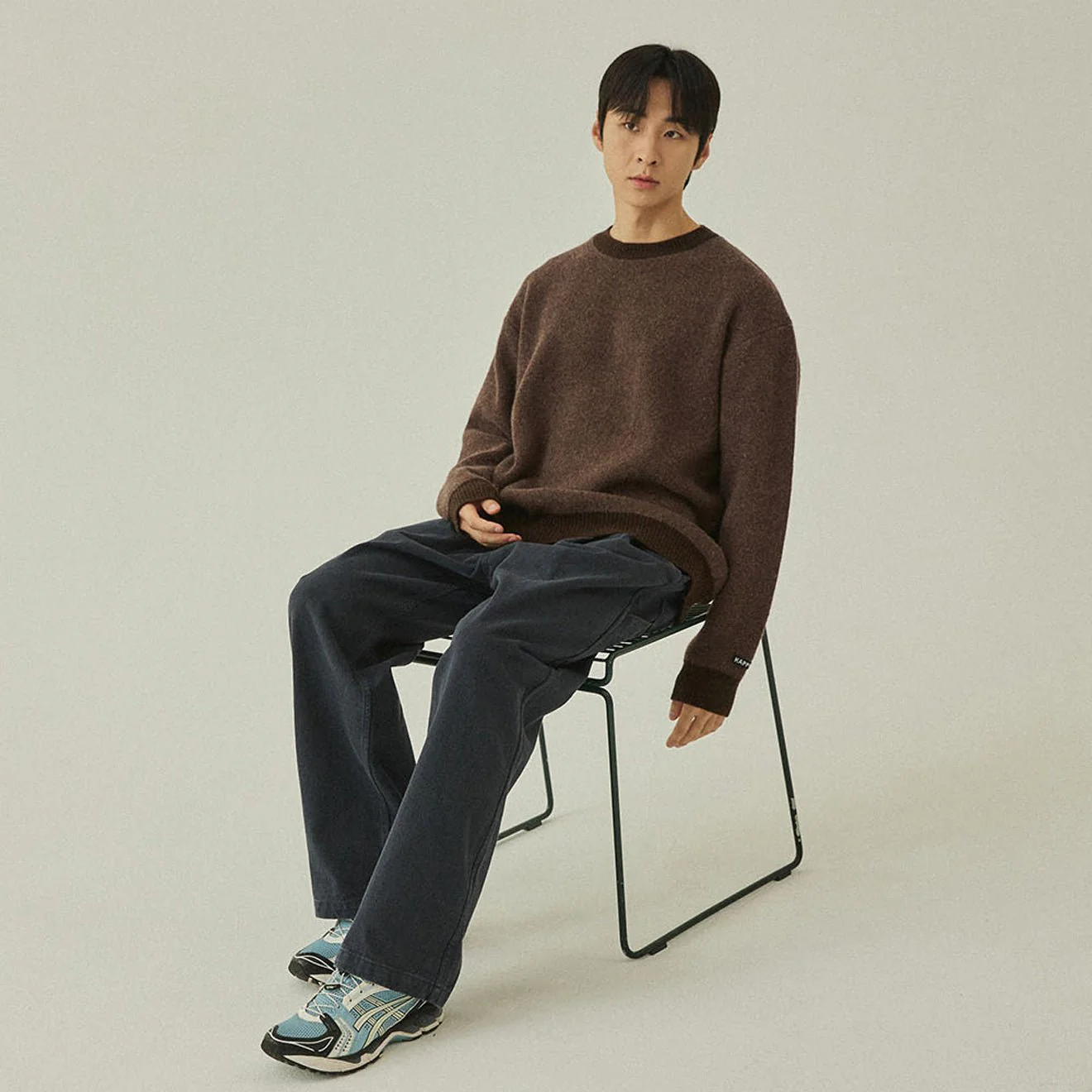 Kappy Two Tuck Wide Kation Pants Dark Gray - Image 3