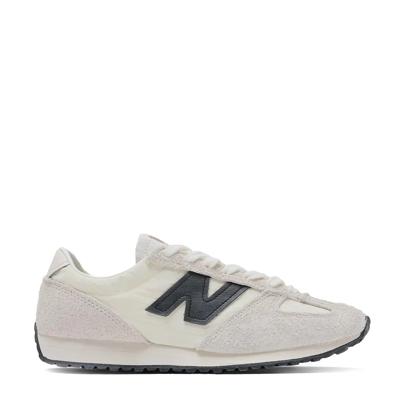 New Balance 471 Trainer Linen / Angora / Black
