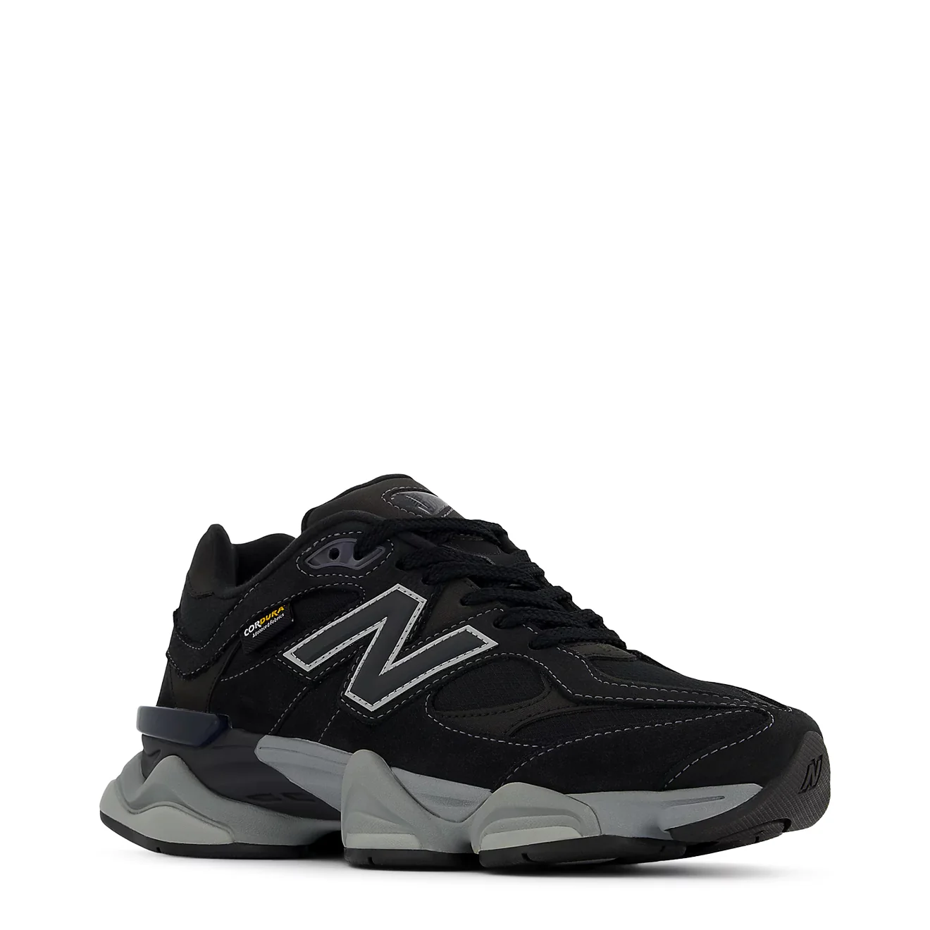 New Balance 9060 Shoes Black / Black - Image 2
