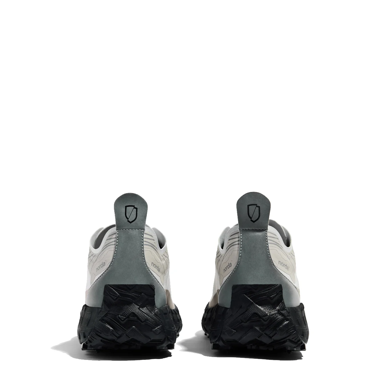 Norda The 001 Trainer Cinder - Image 3