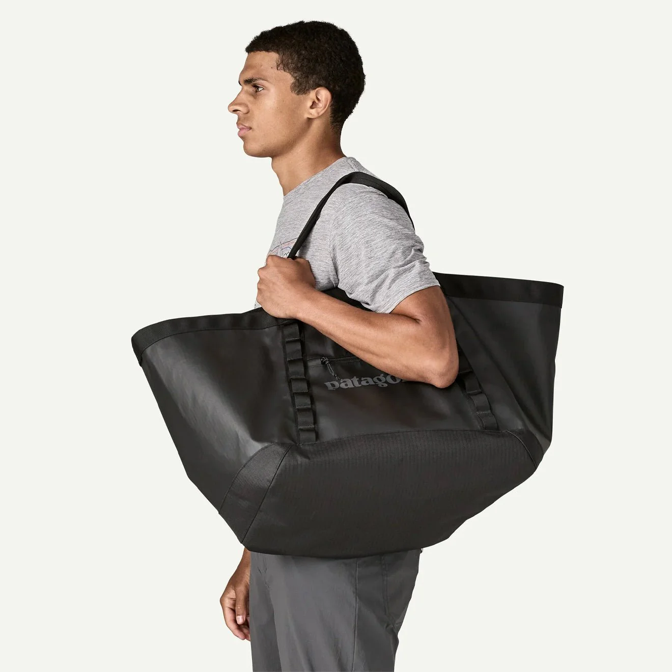 Patagonia Black Hole Gear Tote Black / Black - Image 3