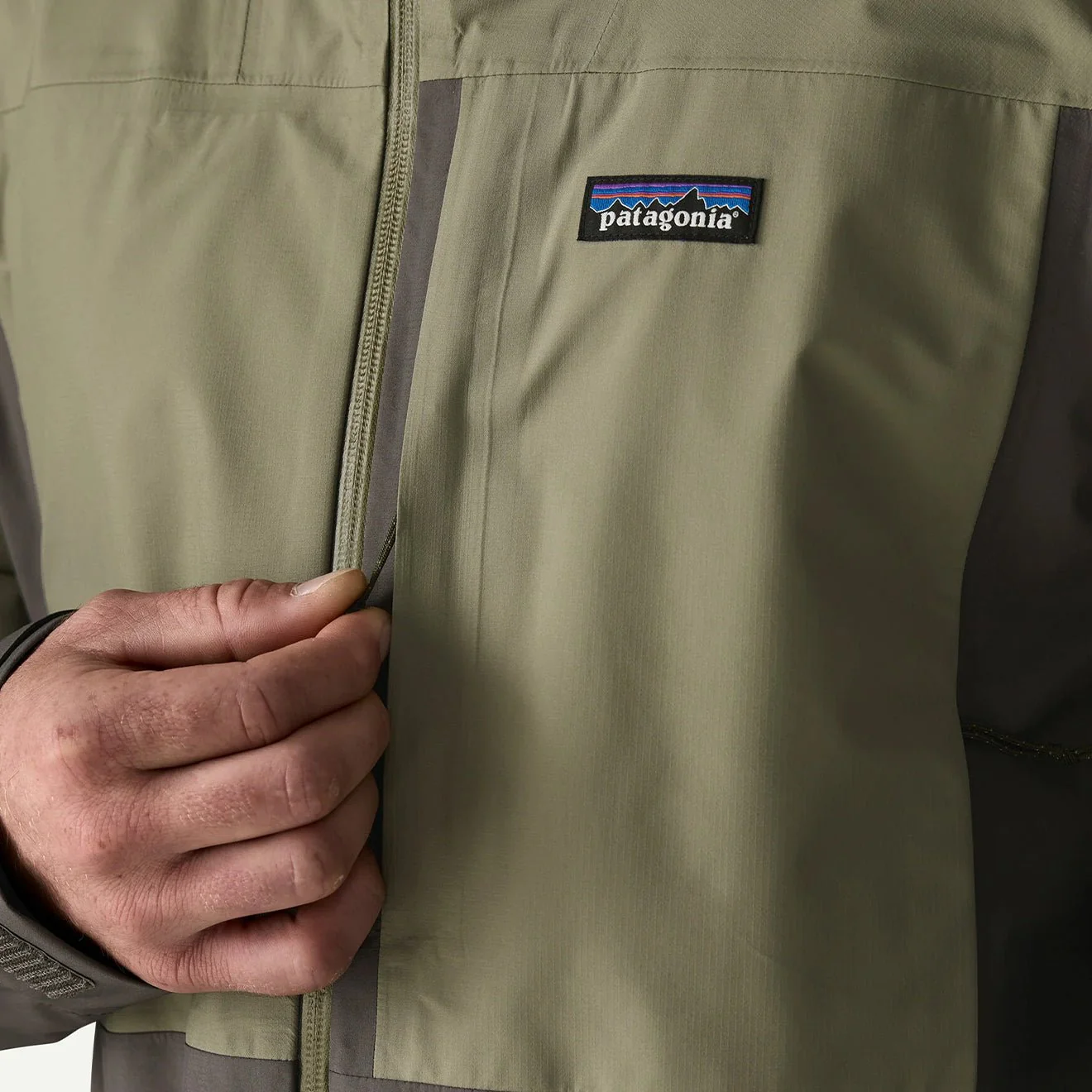 Patagonia Boulder Fork Rain Jacket Forge Grey / River Rock Green - Image 4