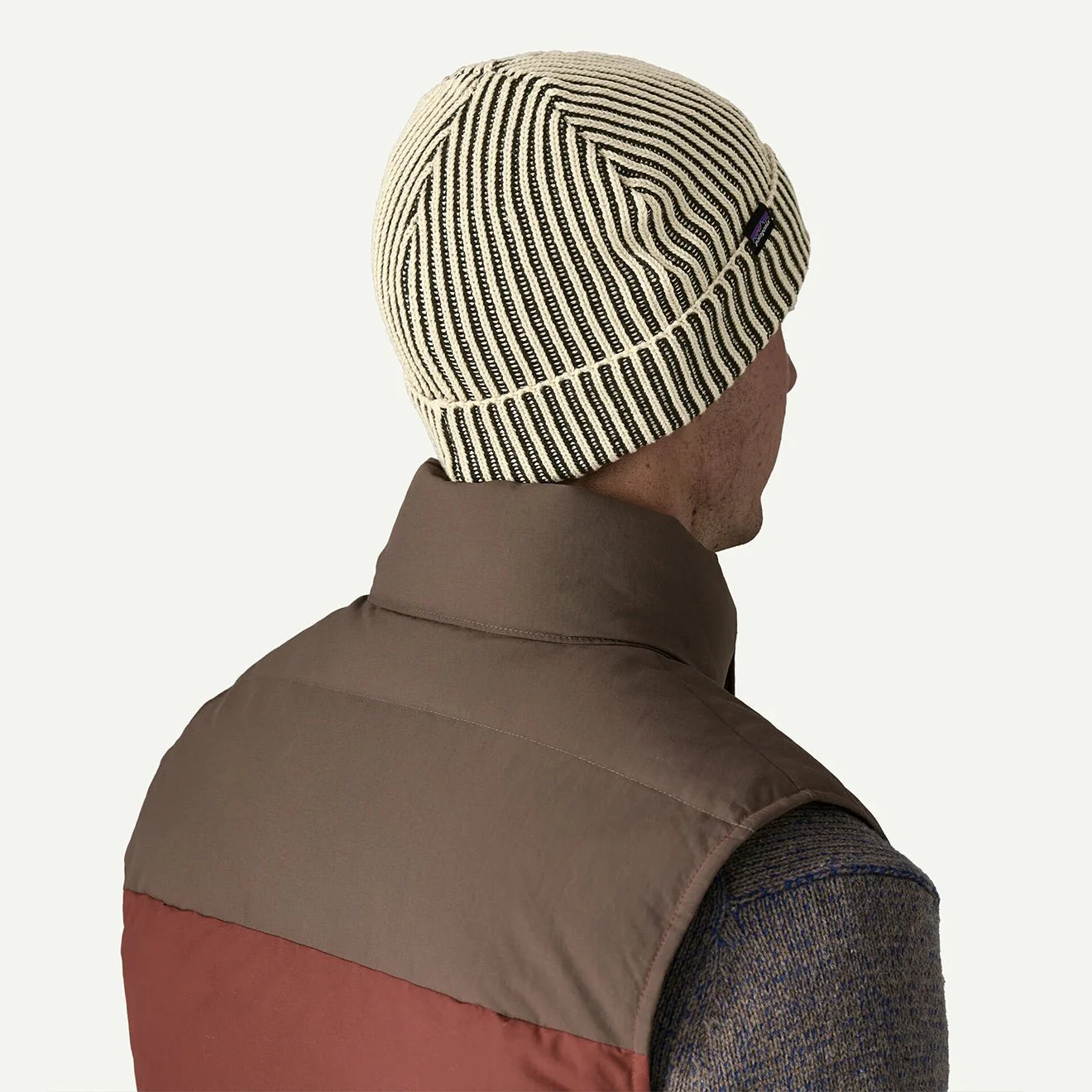 Patagonia Fisherman's Rolled Beanie Contrast Stripe Black - Image 3