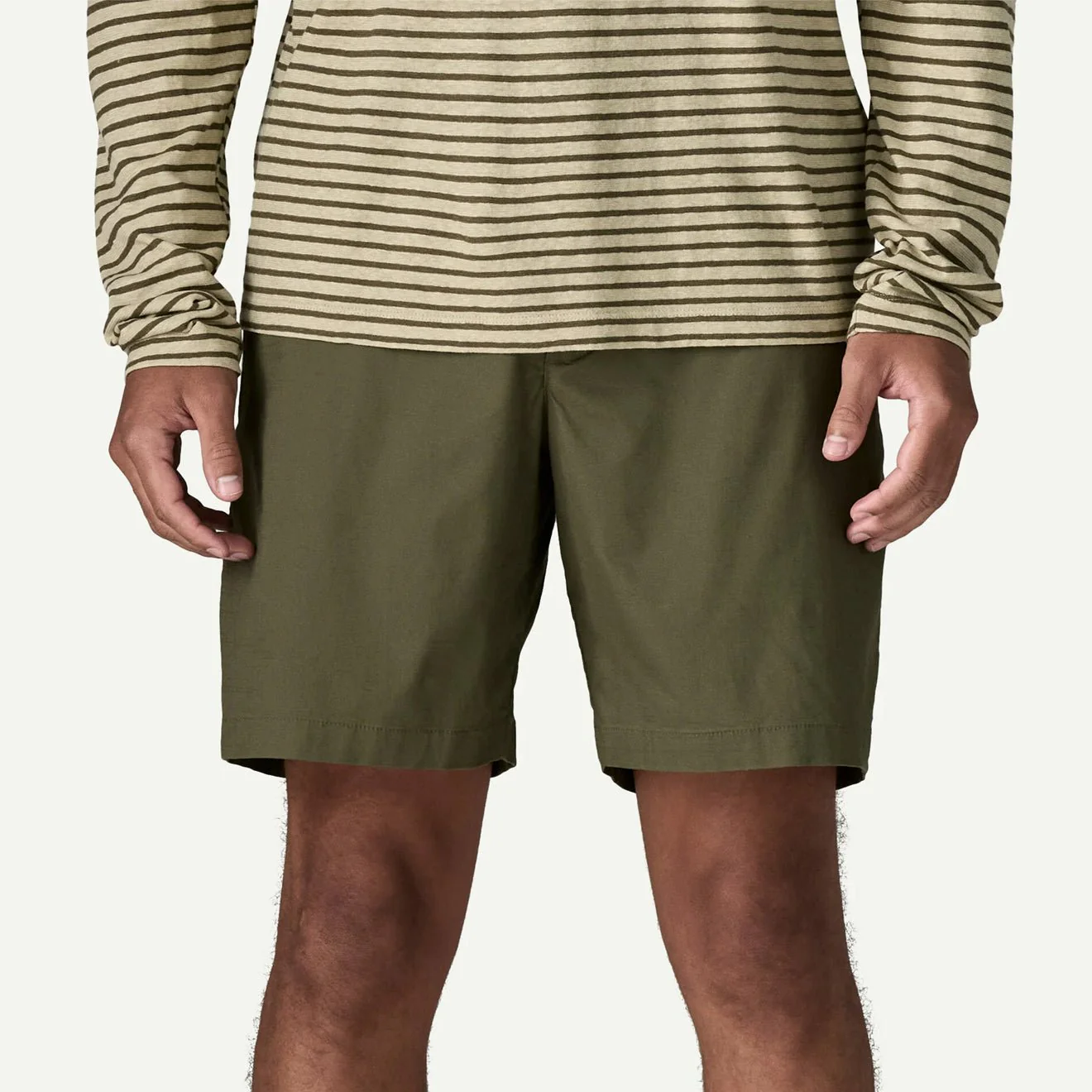 Patagonia LW All-Wear Shorts 8 in. Basin Green - Image 2