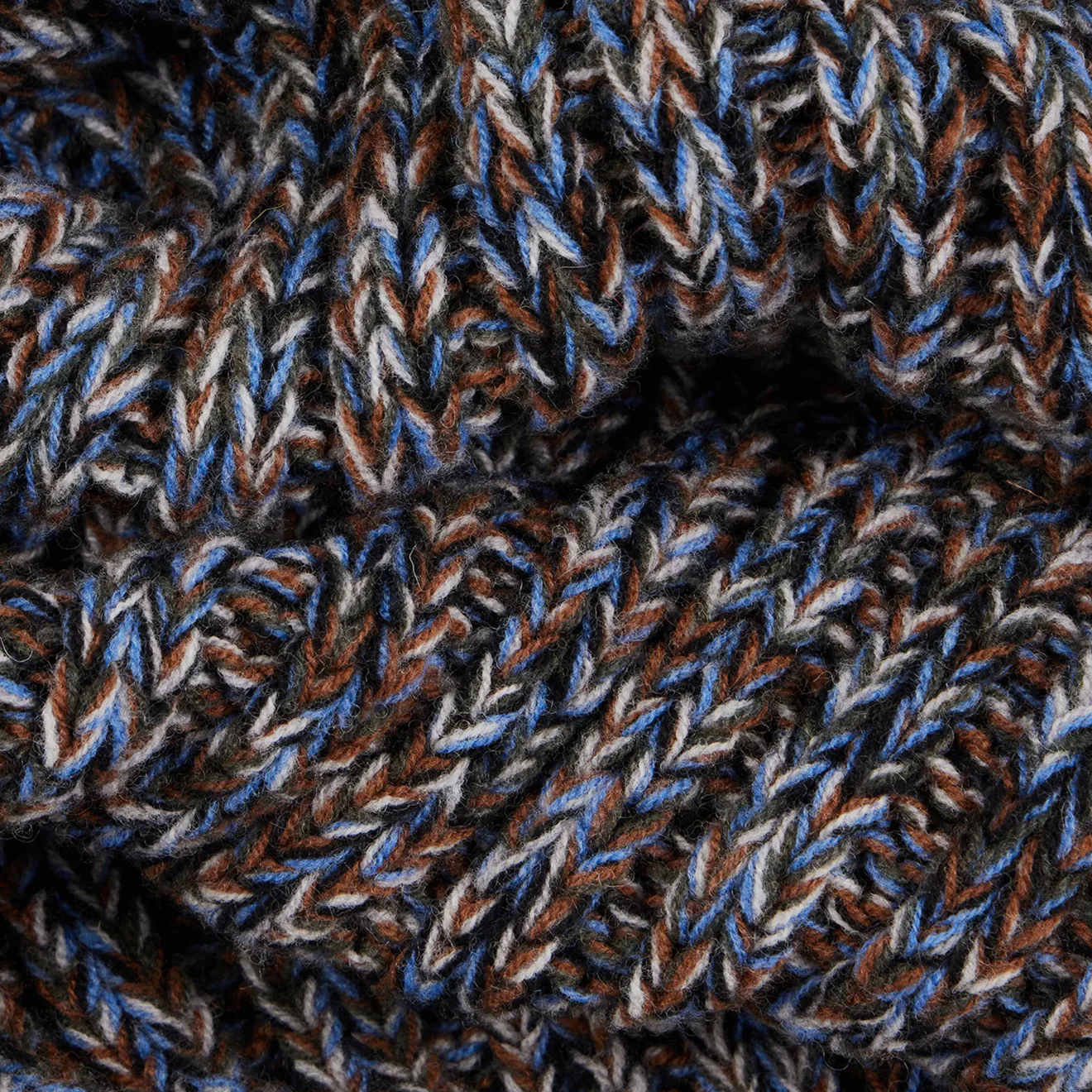 Paul Smith Men Chunky Knitted Twist Scarf Grey - Image 2