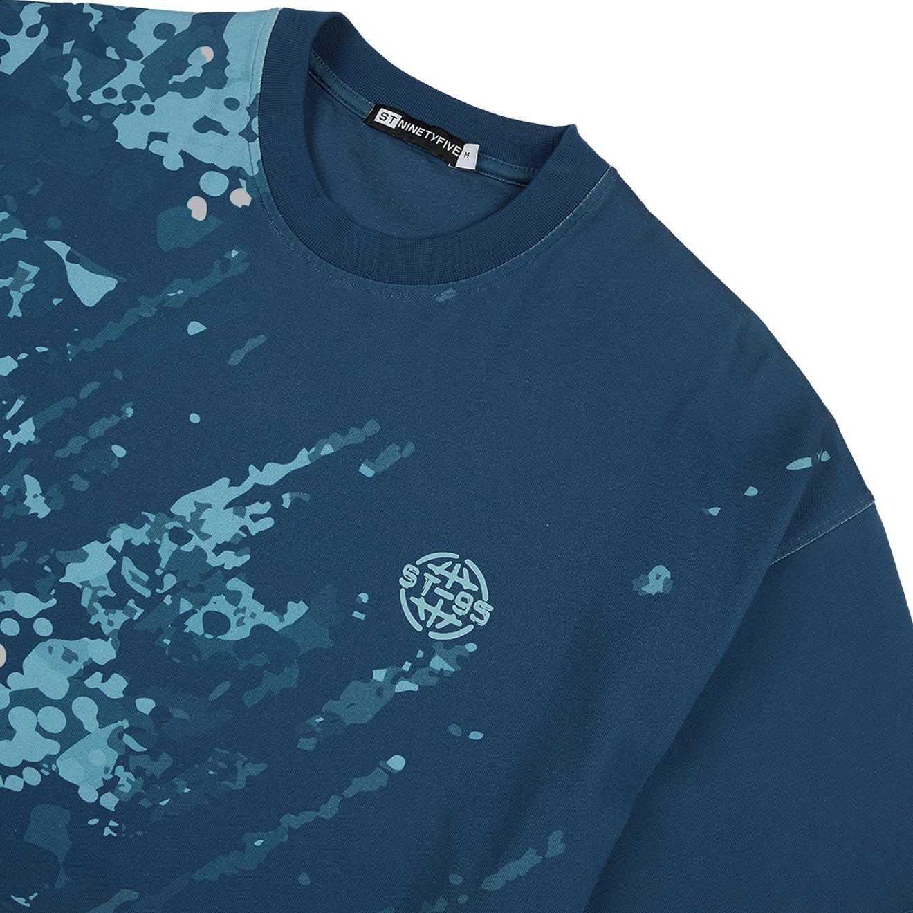 ST-95 x Anna Bergonzini Camouflage T-Shirt Blue - Image 6