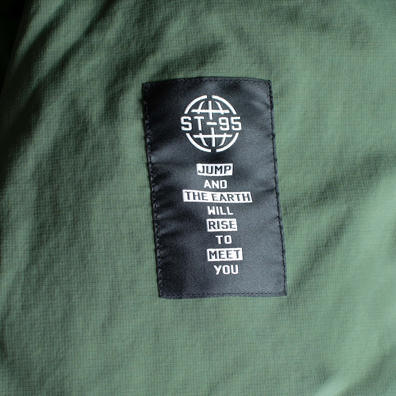 ST95 Imperiali Puffer Dark Green - Image 3