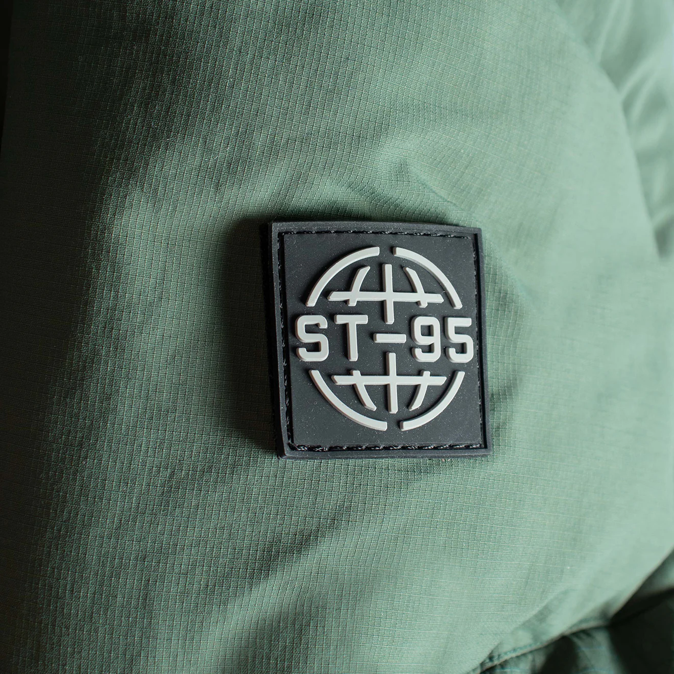 ST95 Imperiali Puffer Dark Green - Image 4