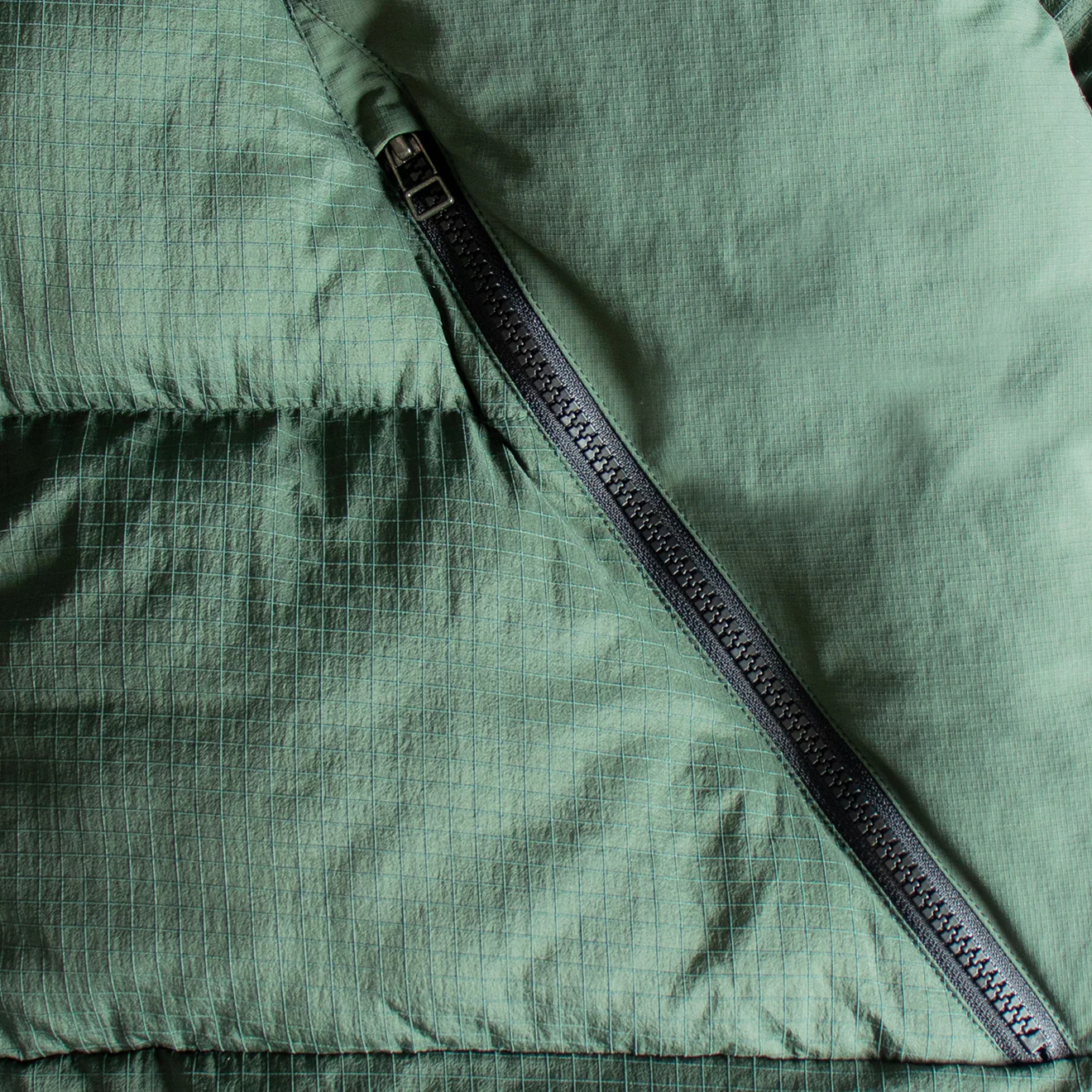 ST95 Imperiali Puffer Dark Green - Image 6