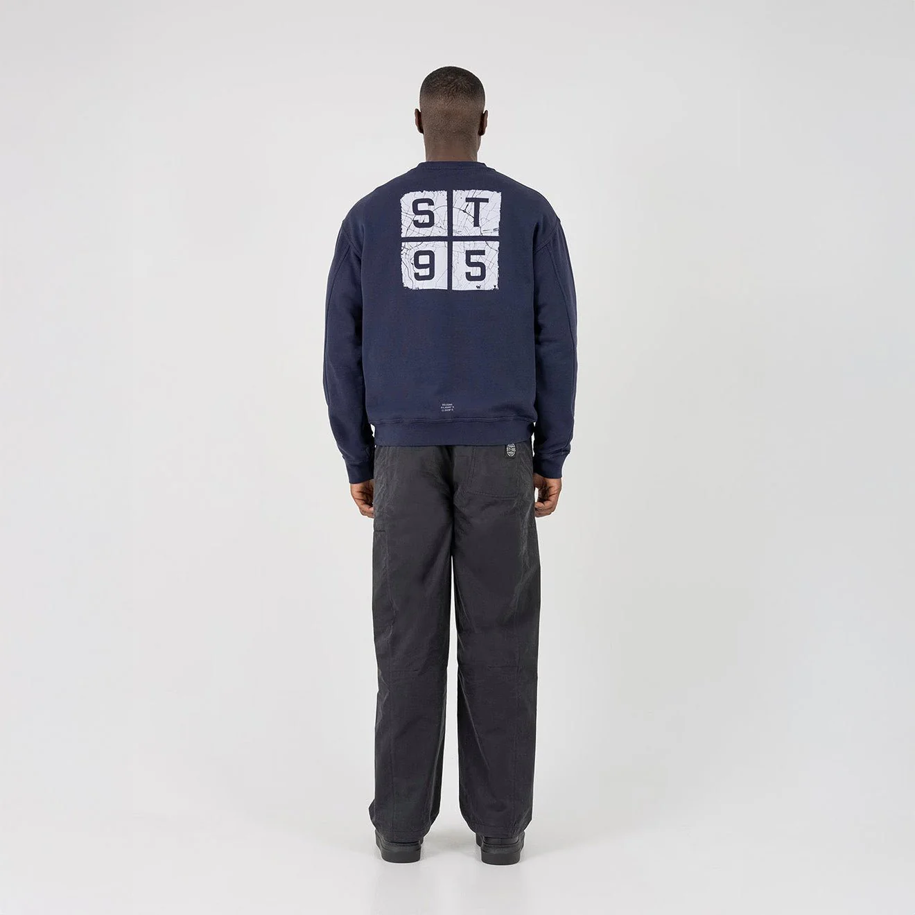 ST95 Ormodeo Crew Sweatshirt Navy - Image 5