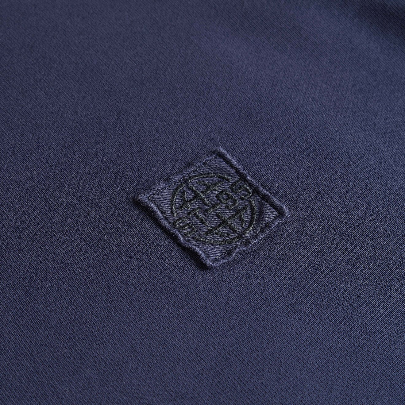 ST95 Ormodeo Crew Sweatshirt Navy - Image 7