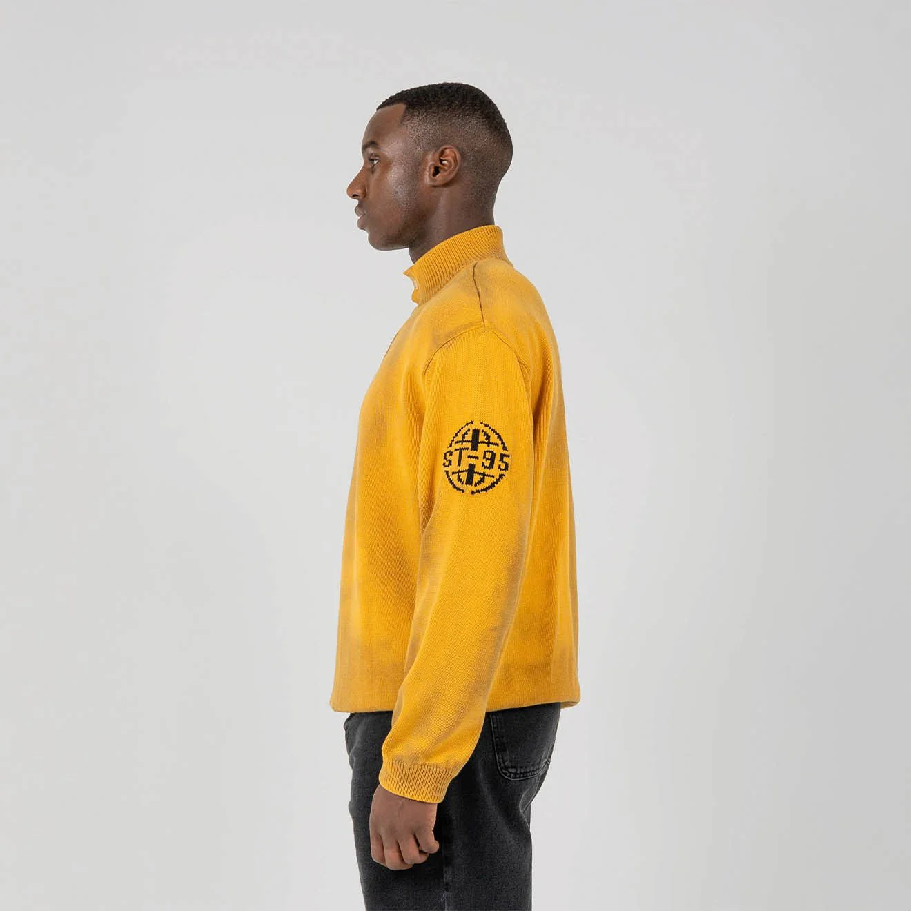 ST95 Trasimero Knit Sweater Thermo Gold - Image 4
